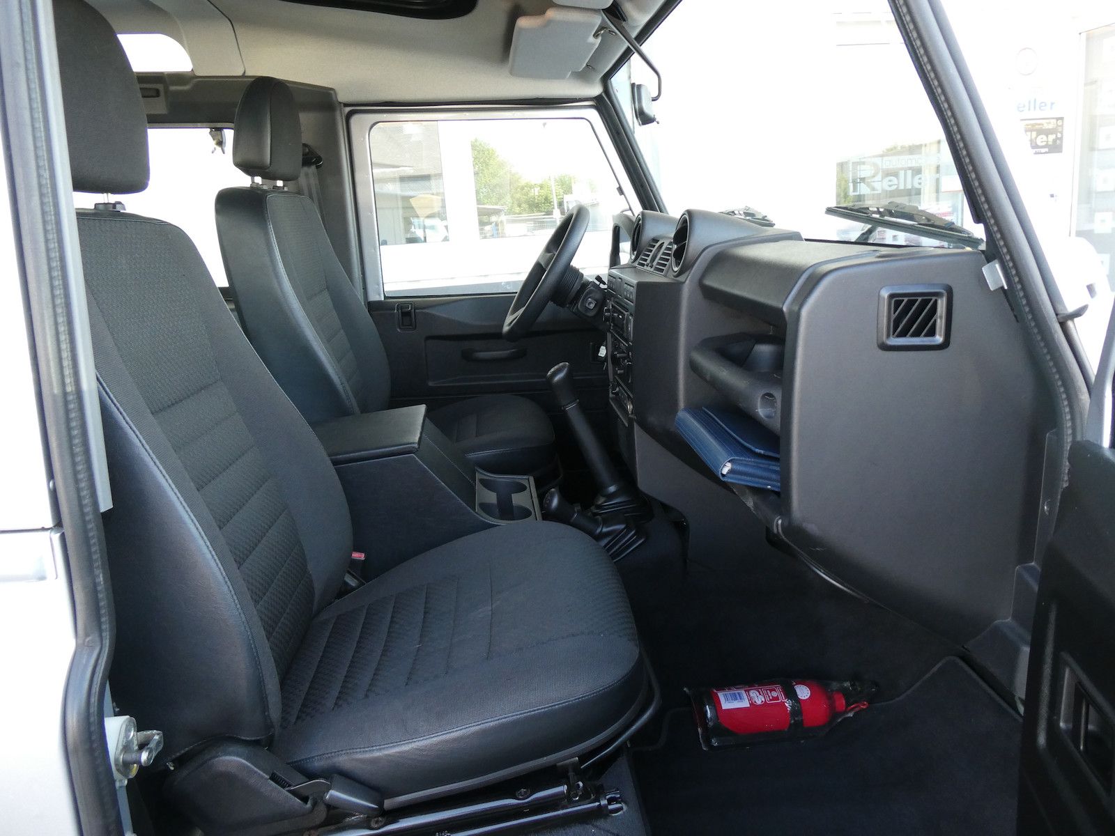 Land Rover Defender Defender 90 SE Station Wagon, scheckheftgepflegt