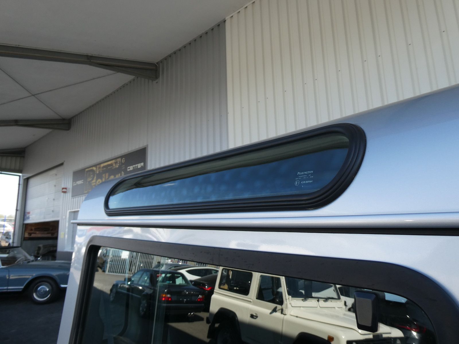 Land Rover Defender Defender 90 SE Station Wagon, scheckheftgepflegt