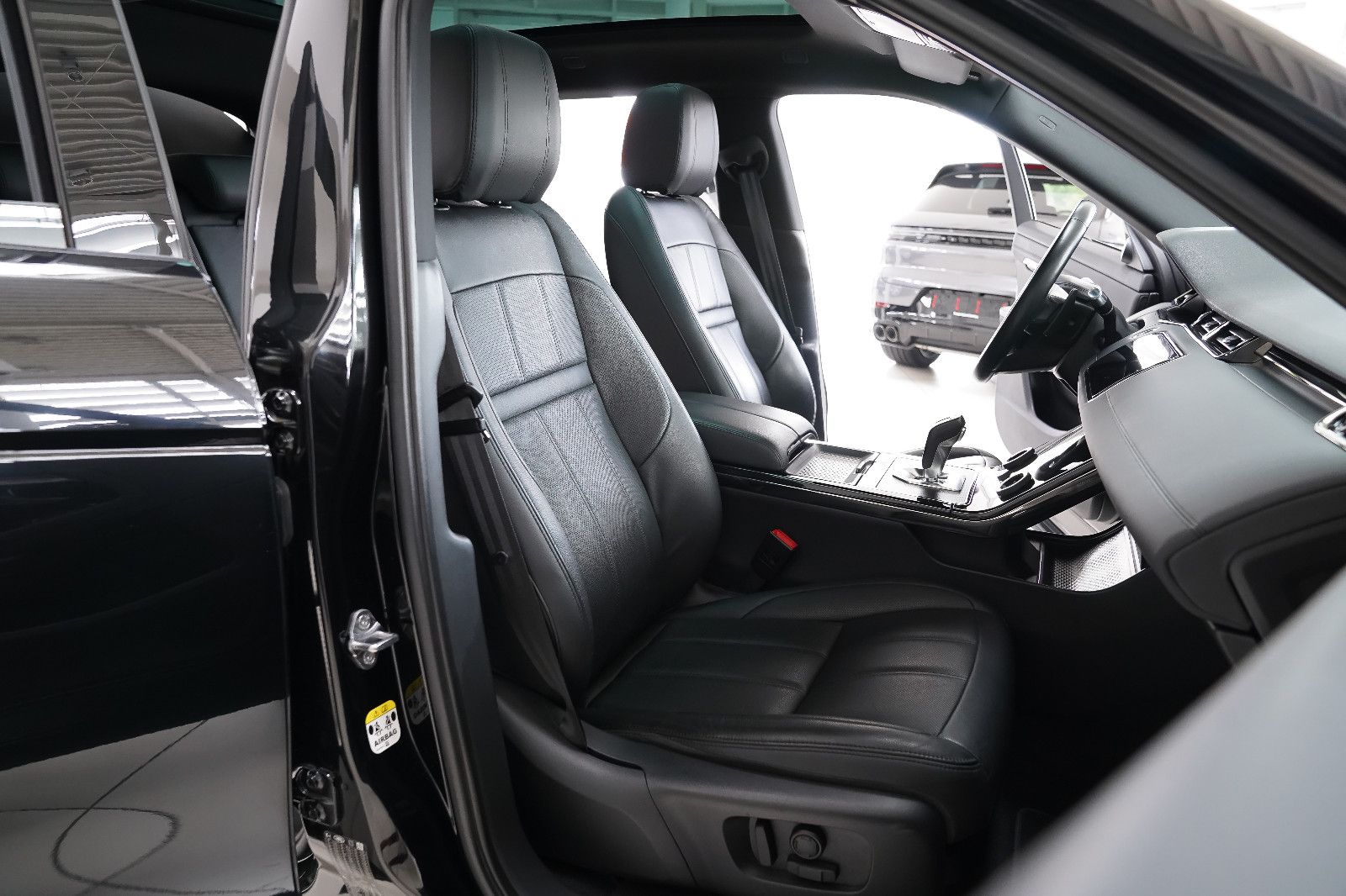 Land Rover Range Rover Evoque Range Rover Evoque R-Dynamic S Pano Meridian