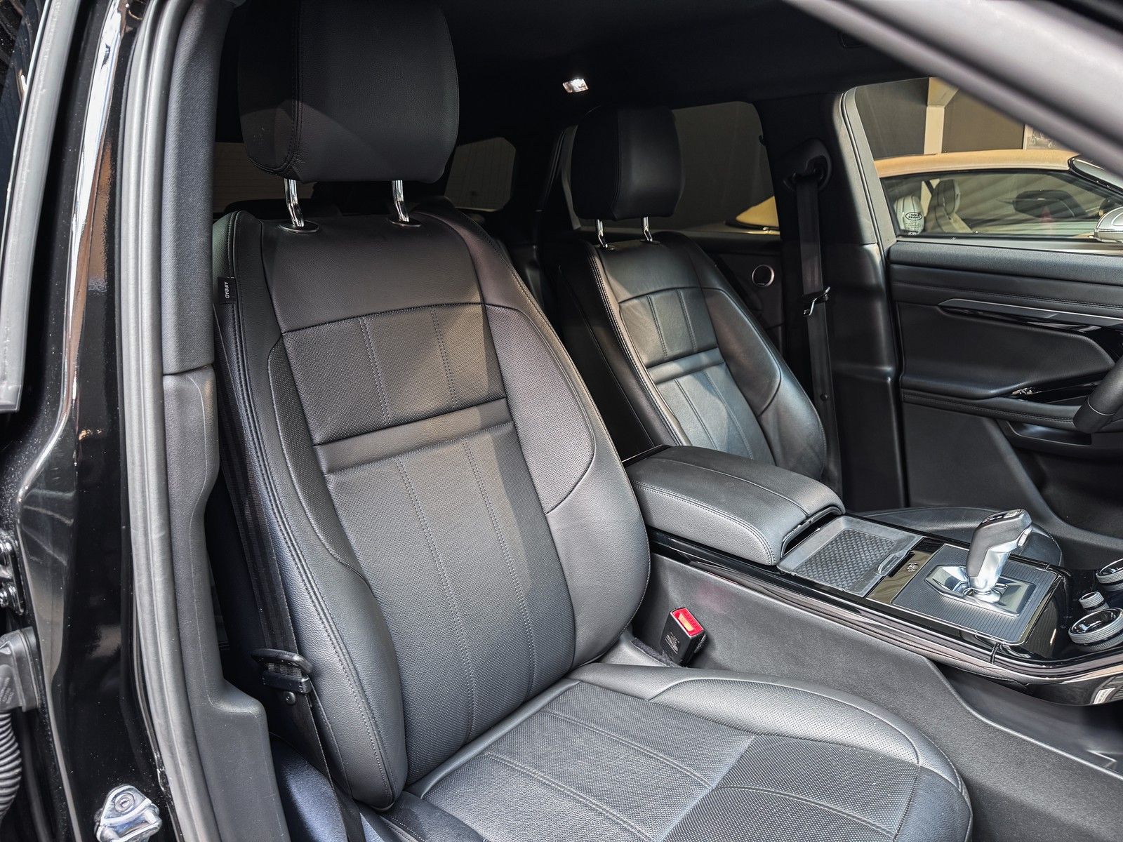Land Rover Range Rover Evoque Range Rover Evoque R-Dynamic SE Black Paket