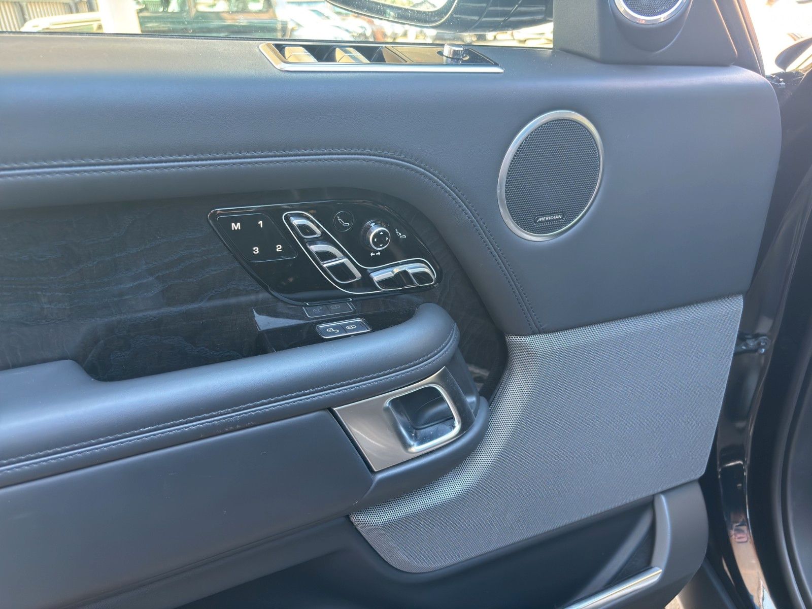 Land Rover Range Rover Range Rover Autobiography 4.4 22 Zoll