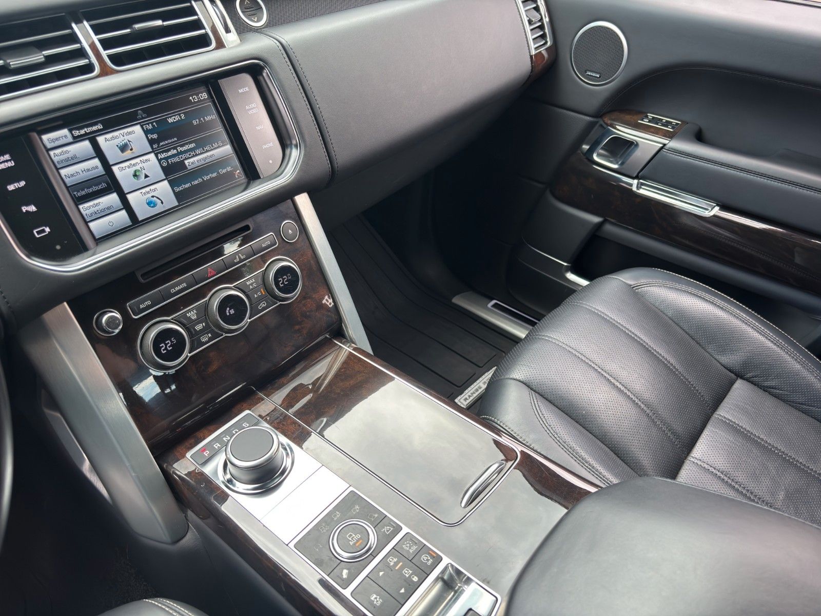 Land Rover Range Rover Range Rover Autobiography P510 21 Zoll Pano