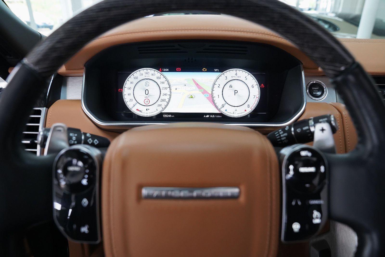 Land Rover Range Rover Range Rover SV Autobiography LWB 4 Sitze TV