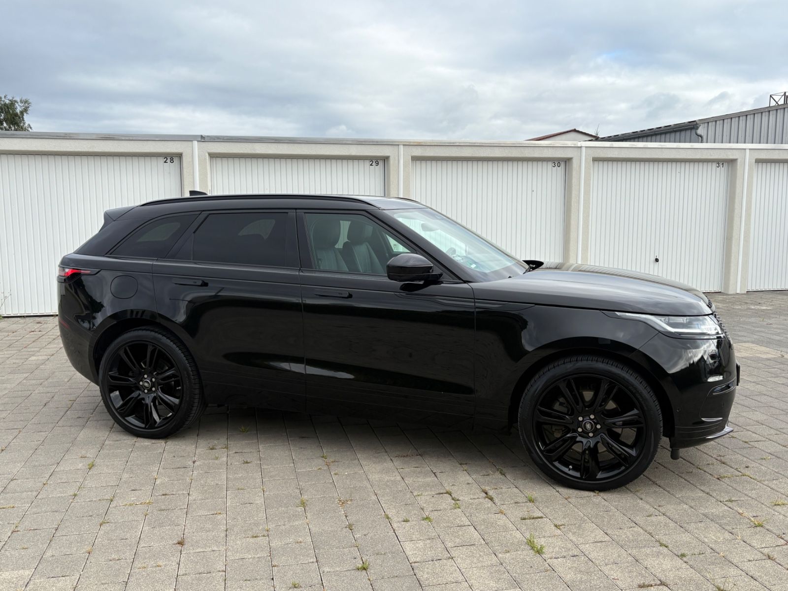 Land Rover Range Rover Velar Range Rover Velar 3.0 / Unfallfrei/ DE / 2.HD
