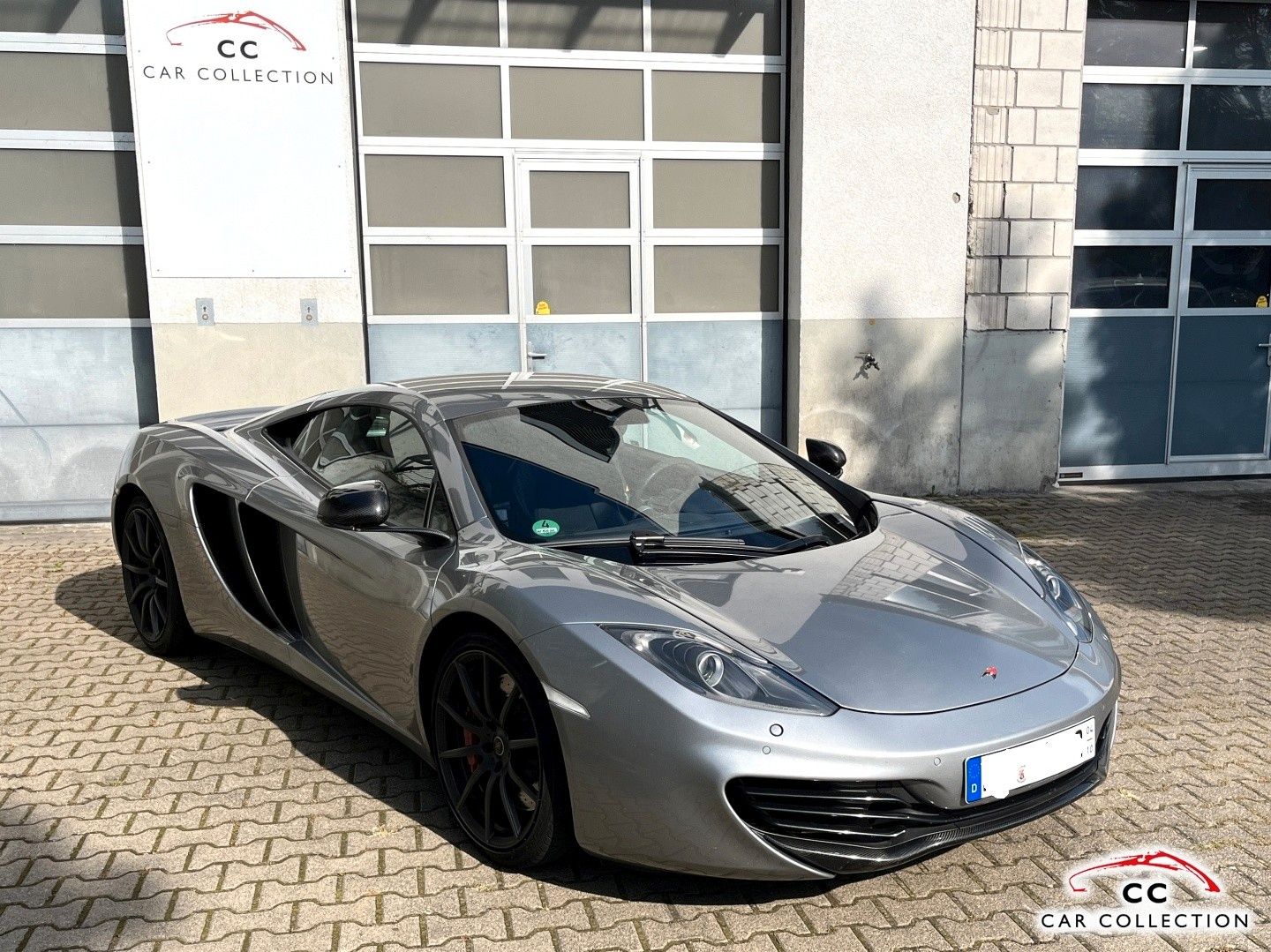 McLaren MP4-12C MP4-12C