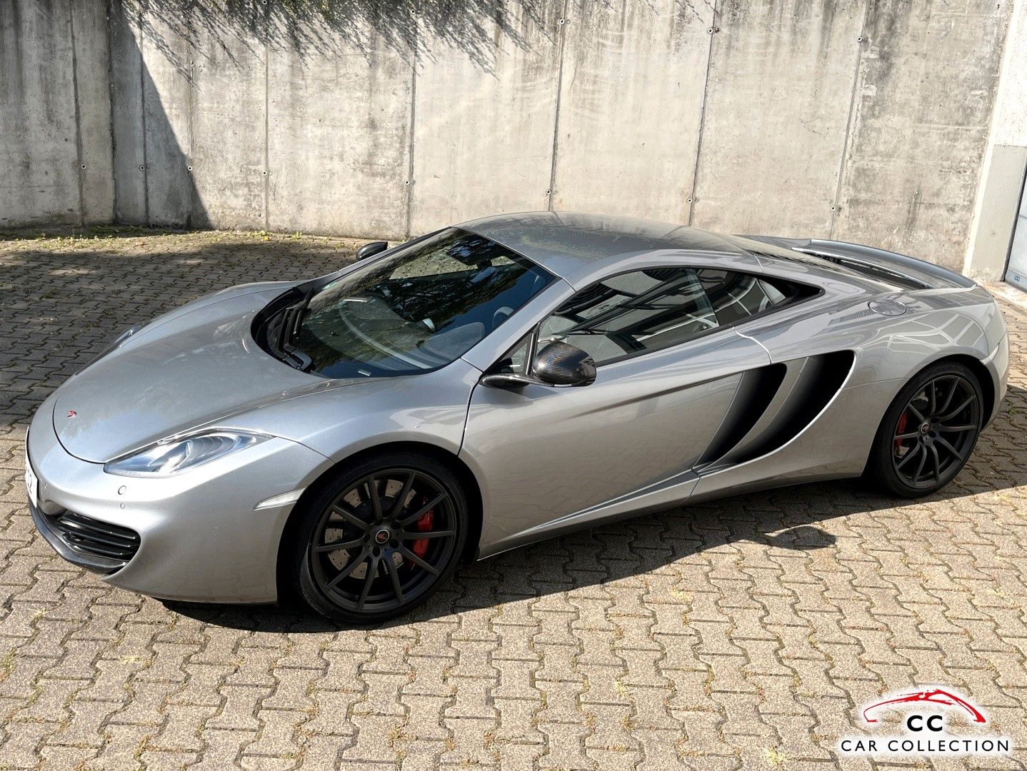 McLaren MP4-12C MP4-12C