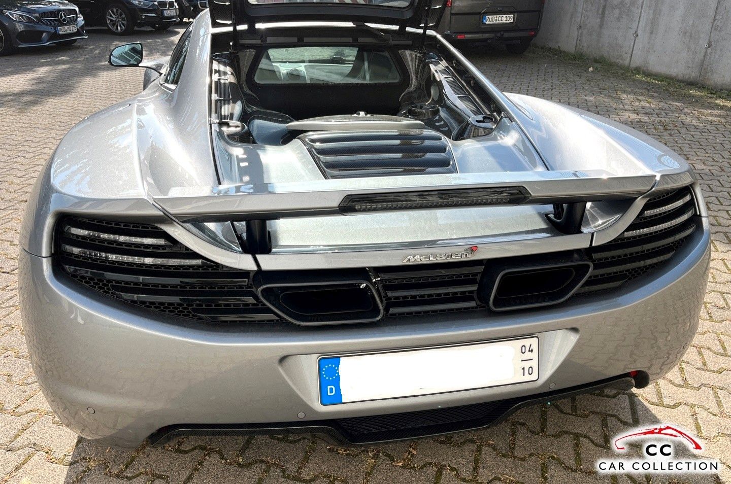 McLaren MP4-12C MP4-12C