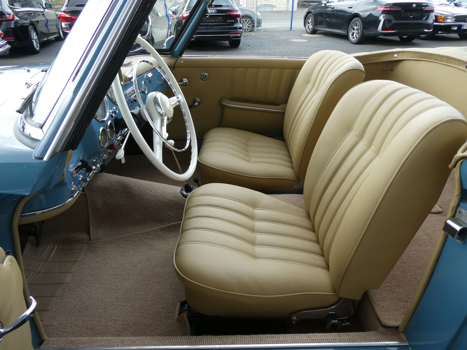 Mercedes-Benz 190 190 SL, deutsche Erstauslieferung