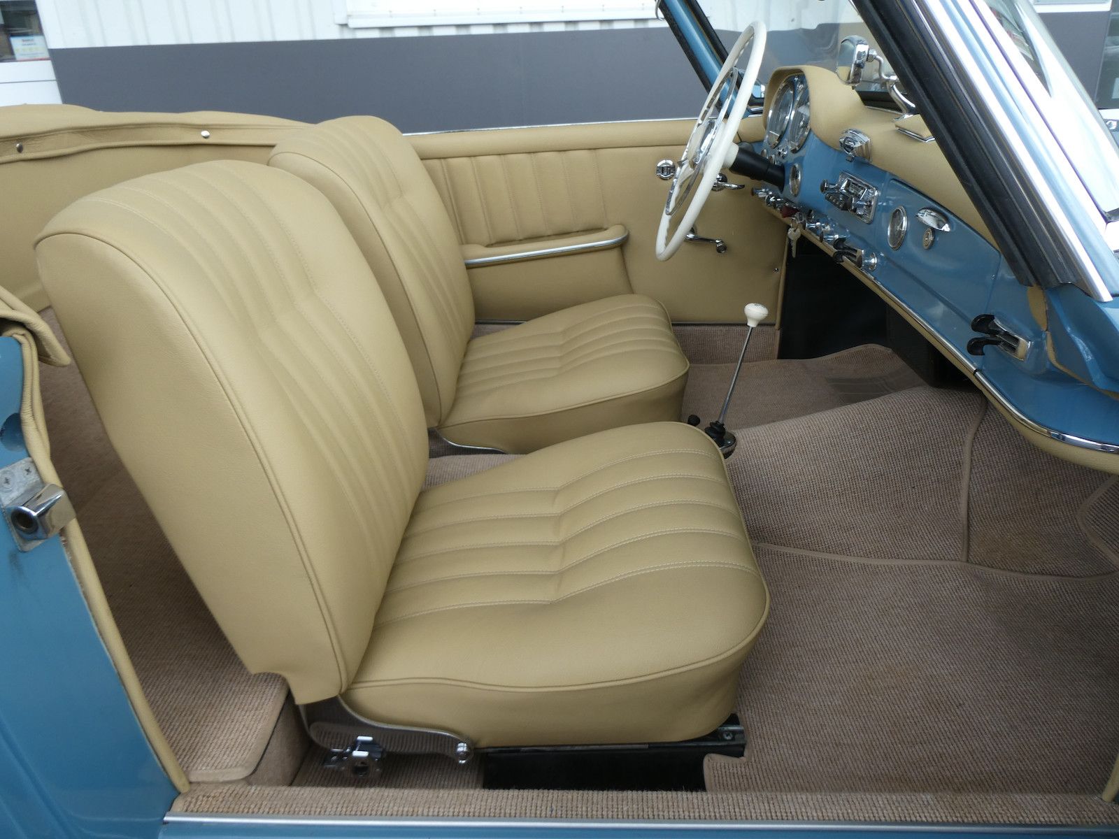 Mercedes-Benz 190 190 SL, deutsche Erstauslieferung