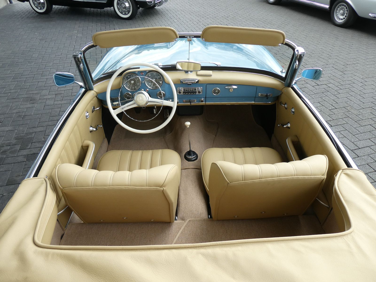 Mercedes-Benz 190 190 SL, deutsche Erstauslieferung