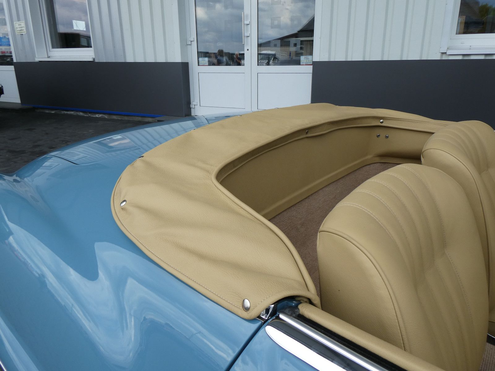 Mercedes-Benz 190 190 SL, deutsche Erstauslieferung