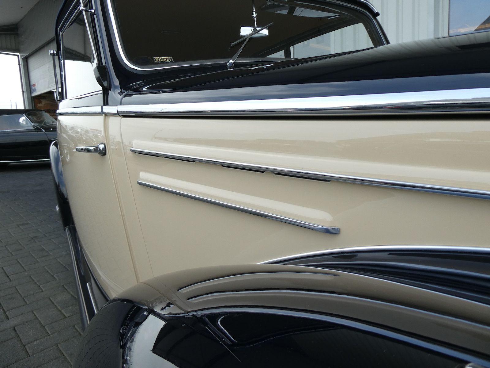 Mercedes-Benz 220 220 Cabriolet B, frame-off Restauration