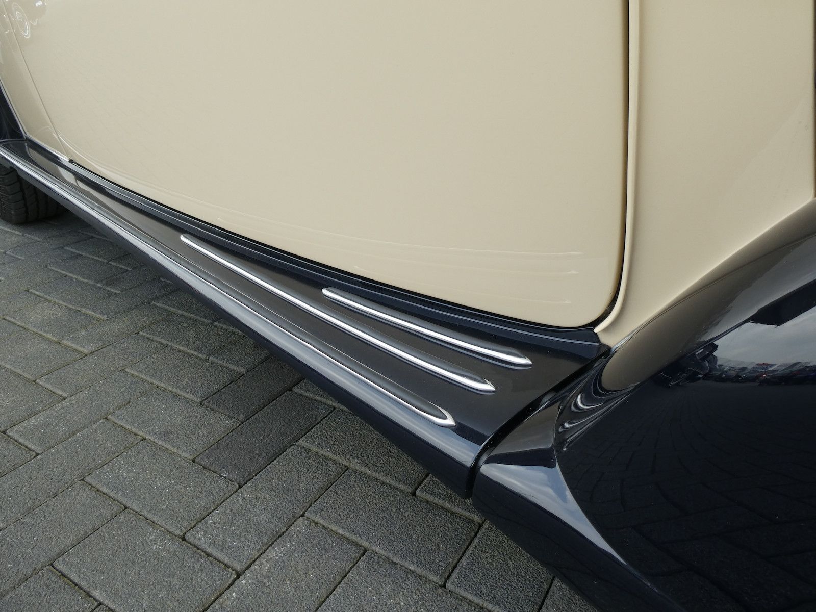 Mercedes-Benz 220 220 Cabriolet B, frame-off Restauration