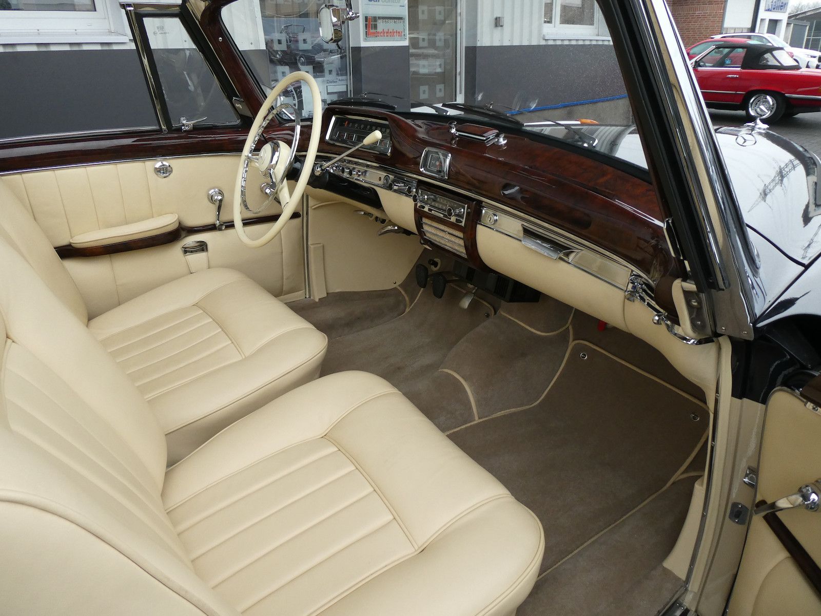 Mercedes-Benz 220 220 S Ponton Cabriolet, Zustand 1