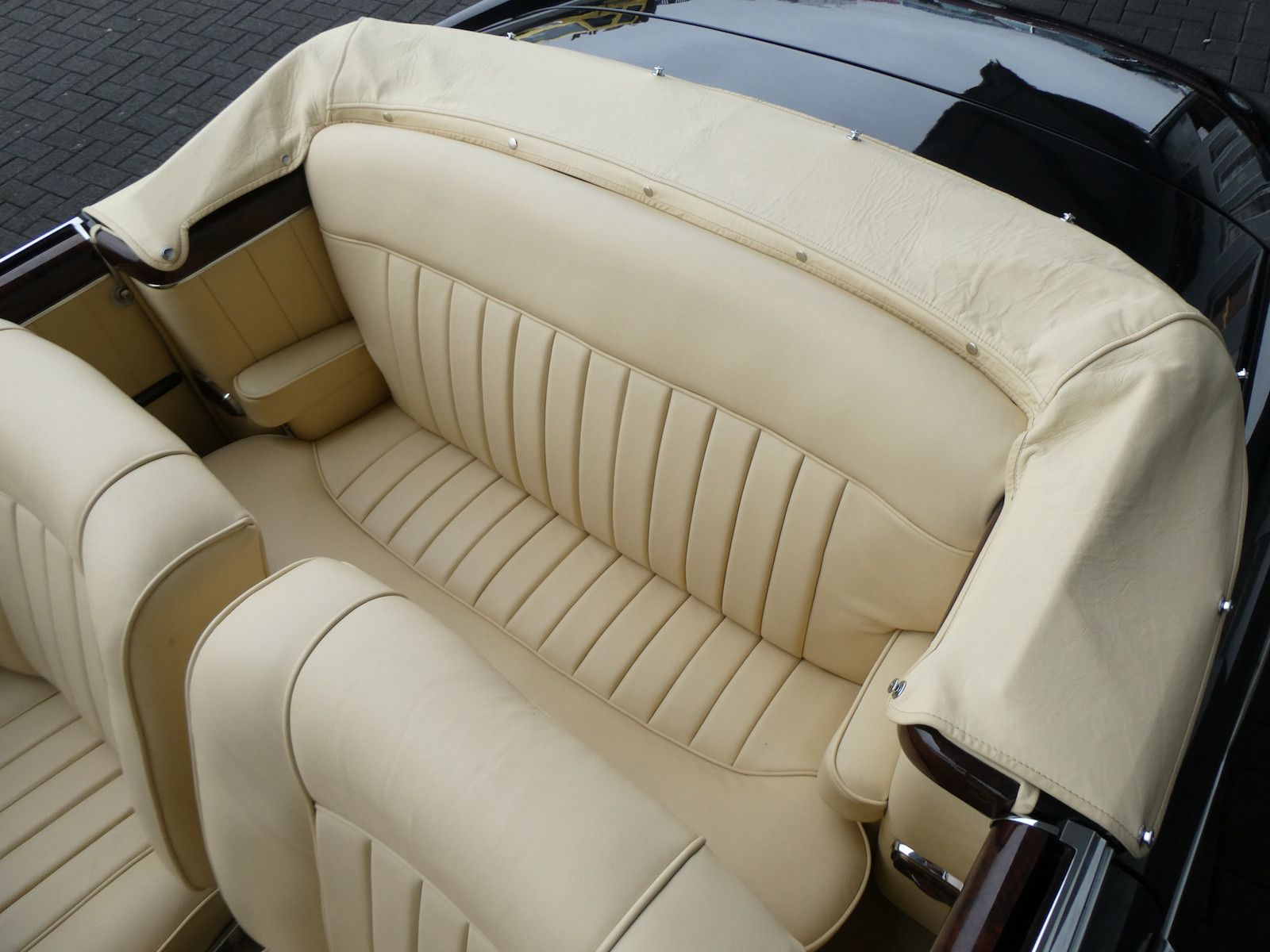 Mercedes-Benz 220 220 S Ponton Cabriolet, Zustand 1