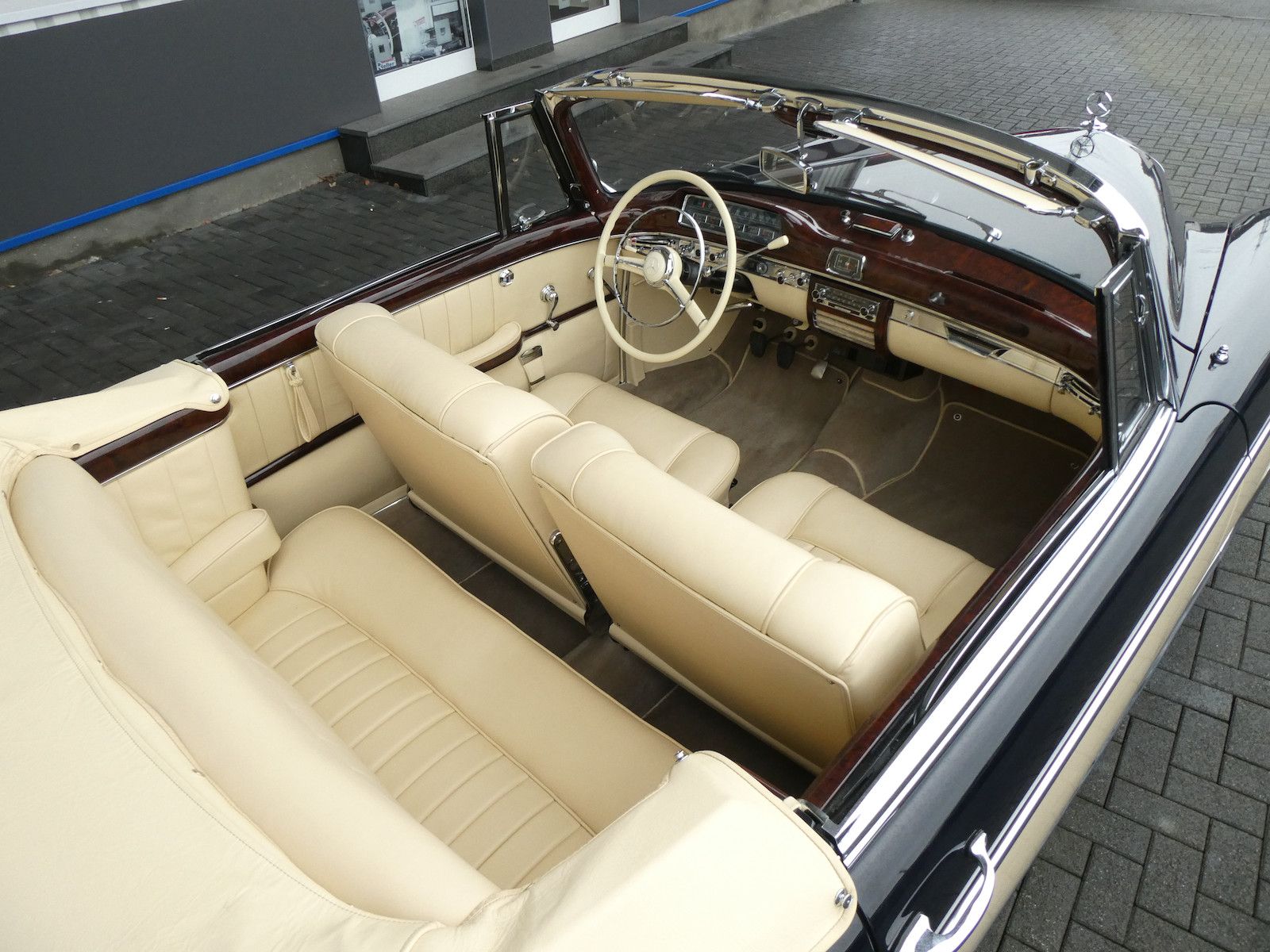 Mercedes-Benz 220 220 S Ponton Cabriolet, Zustand 1