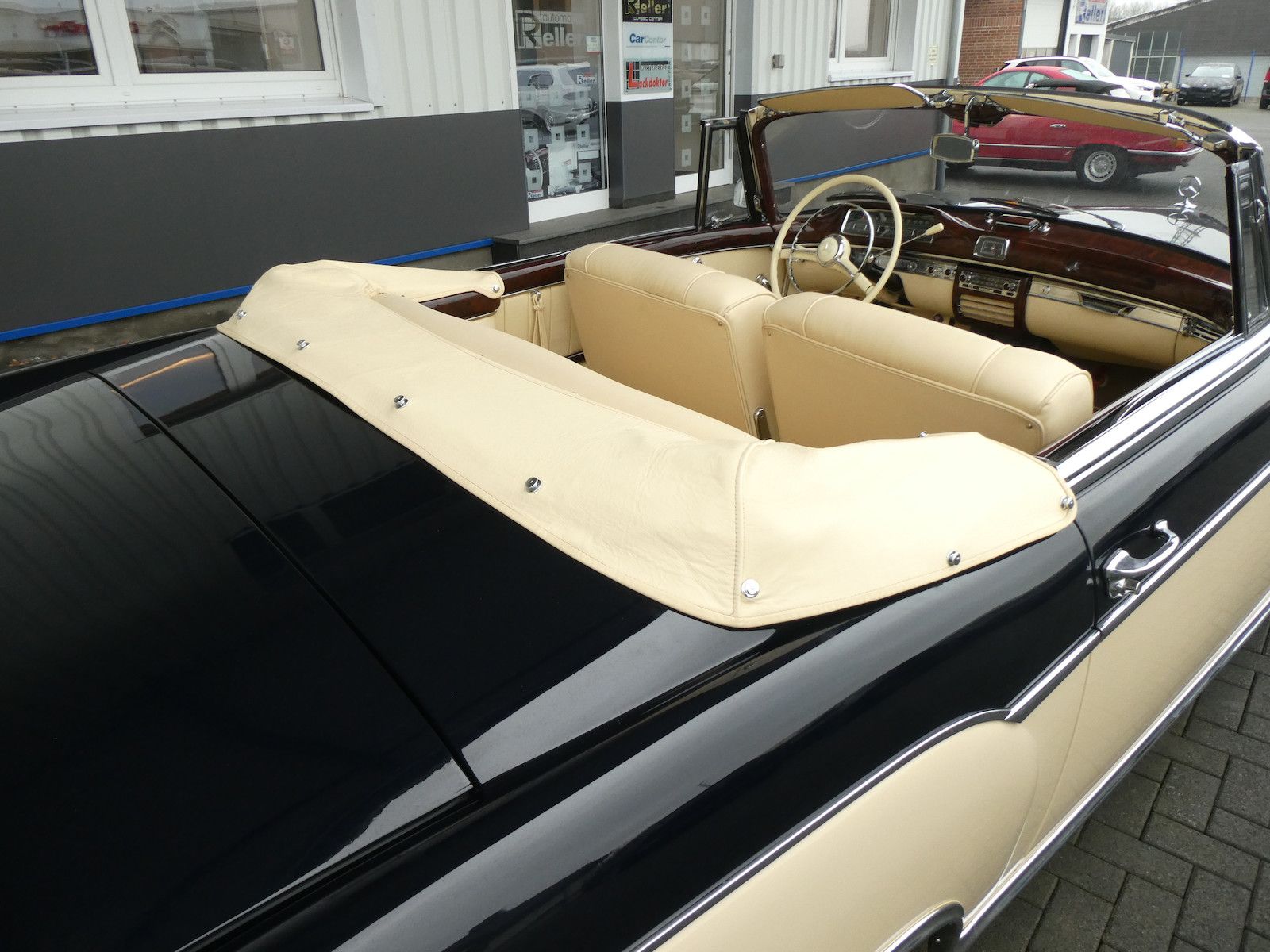 Mercedes-Benz 220 220 S Ponton Cabriolet, Zustand 1