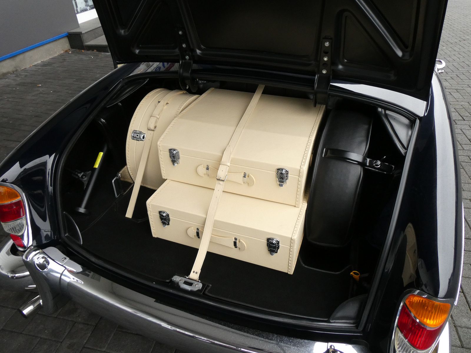 Mercedes-Benz 220 220 S Ponton Cabriolet, Zustand 1