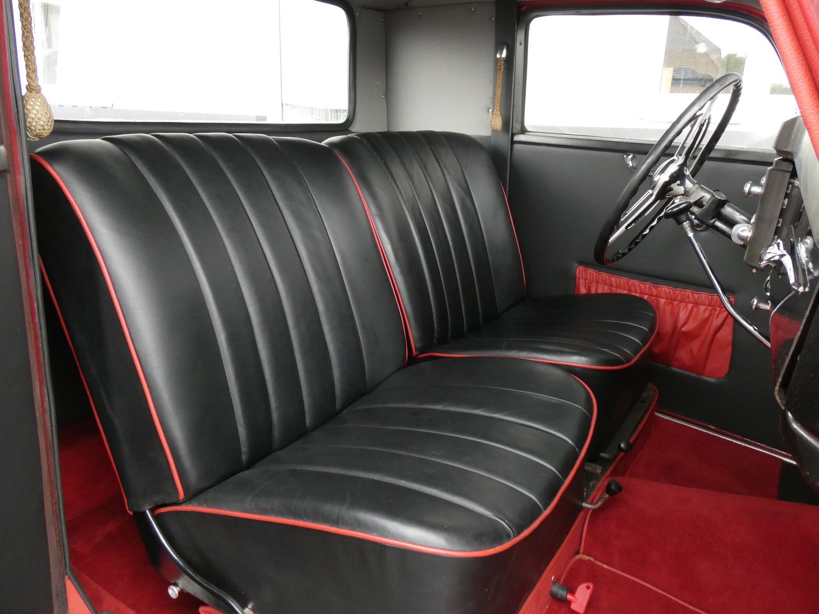 Mercedes-Benz 220 220 S (W187) Pick-Up Sonderbau