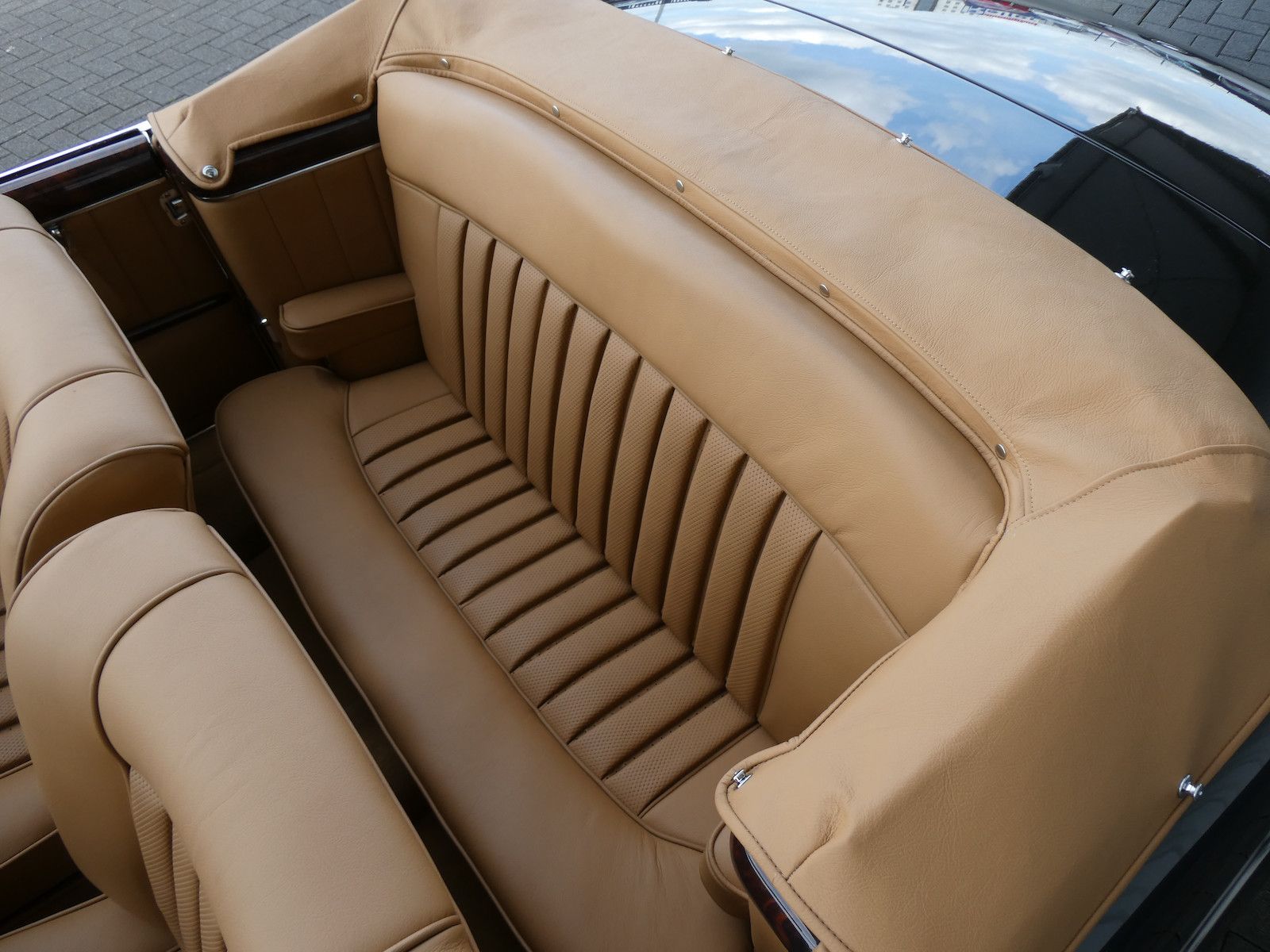 Mercedes-Benz 220 220 SE Ponton Cabriolet, frame-off Restauration
