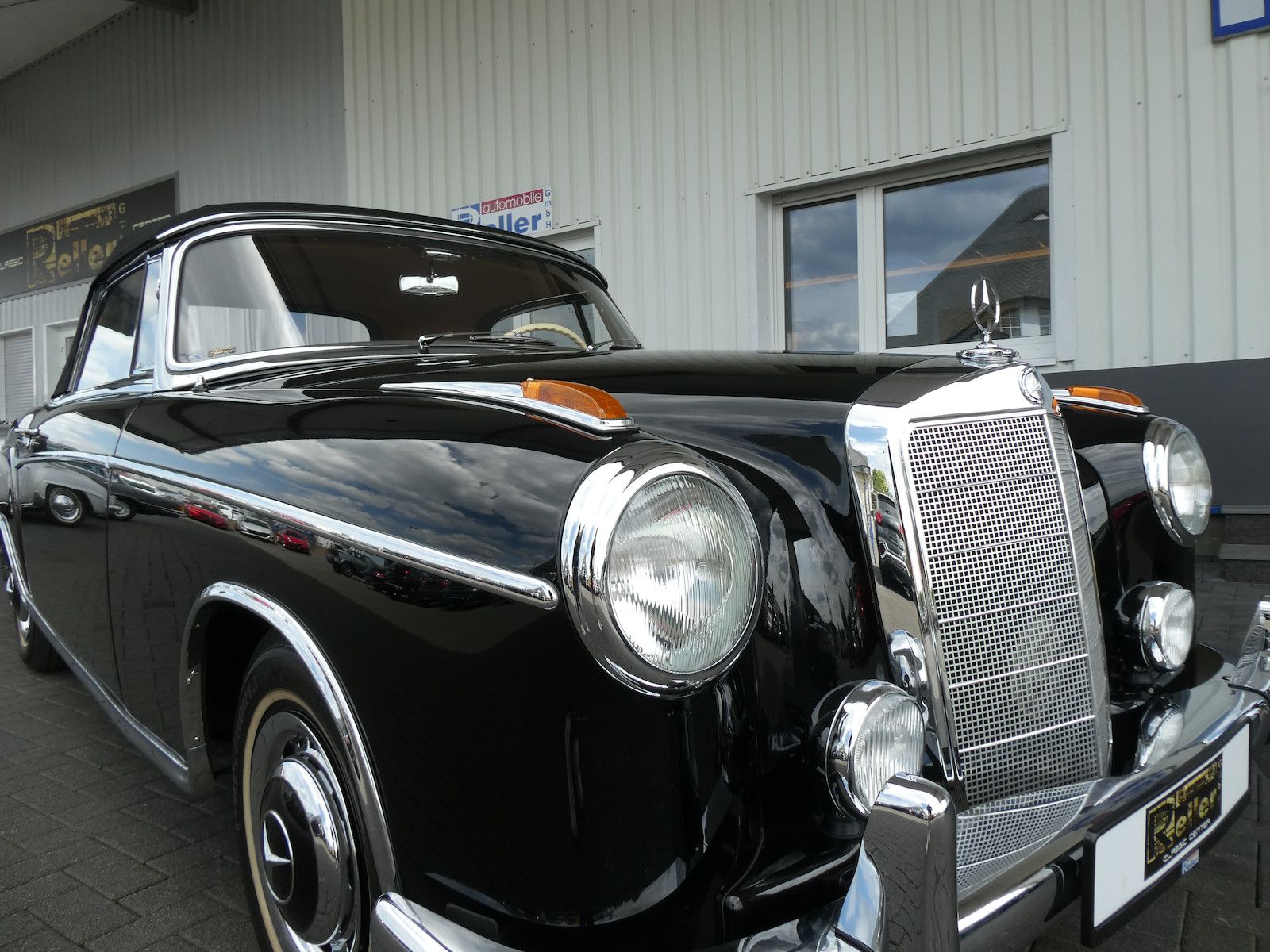 Mercedes-Benz 220 220 SE Ponton Cabriolet, frame-off Restauration