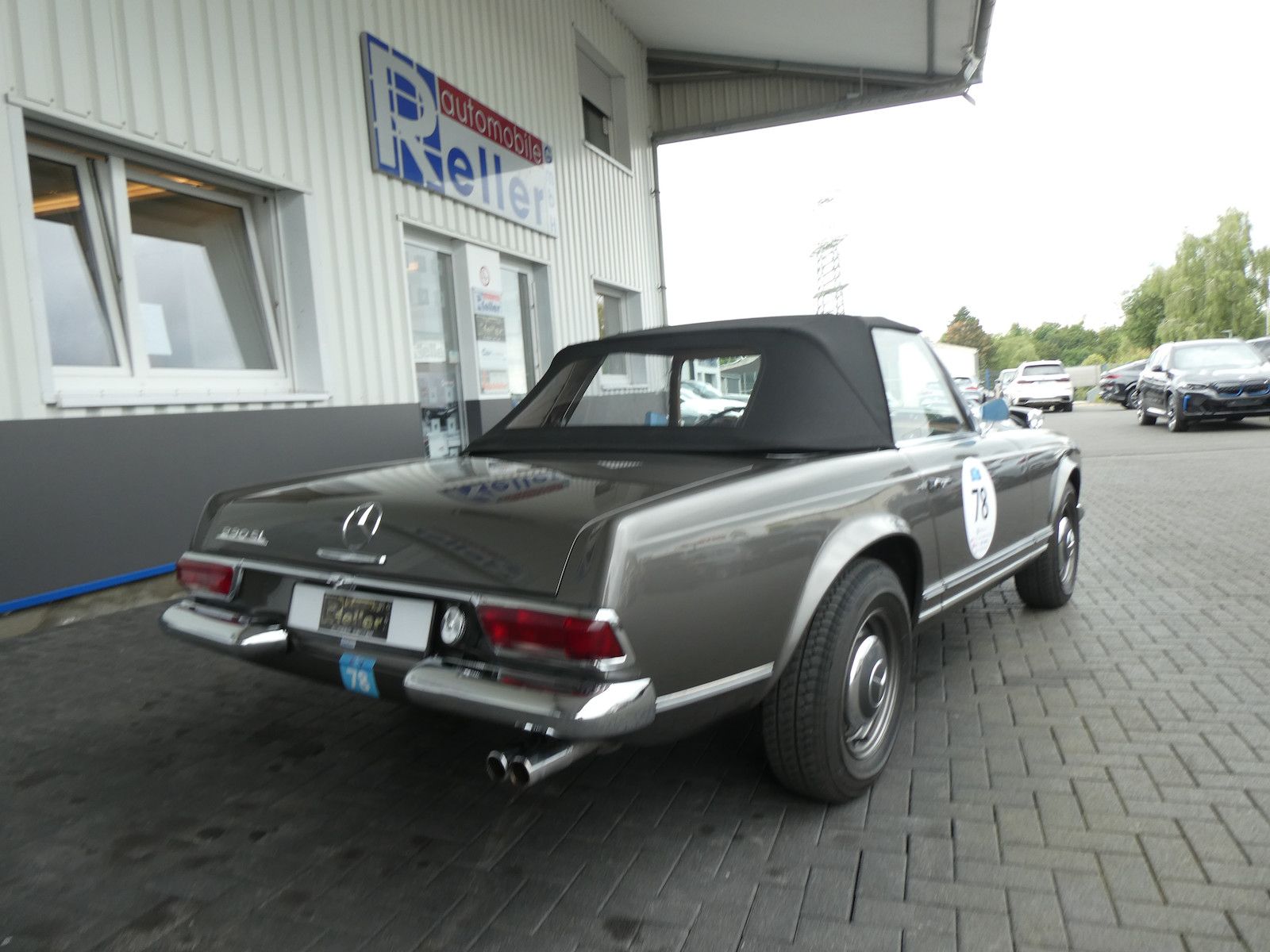Mercedes-Benz 230 230 SL Pagode, Teilnehmer Silvretta Classic