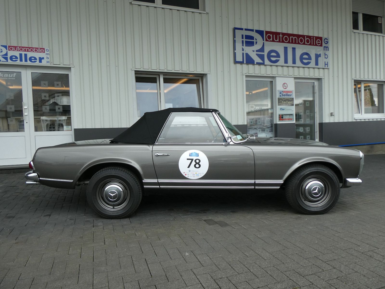 Mercedes-Benz 230 230 SL Pagode, Teilnehmer Silvretta Classic