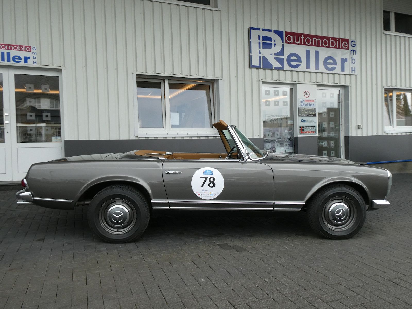 Mercedes-Benz 230 230 SL Pagode, Teilnehmer Silvretta Classic