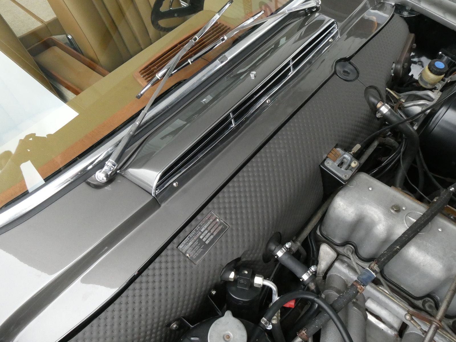 Mercedes-Benz 230 230 SL Pagode, Teilnehmer Silvretta Classic