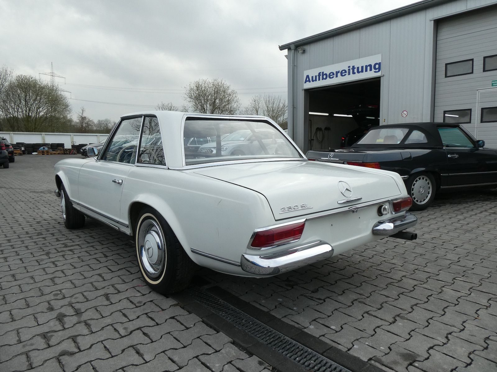 Mercedes-Benz 230 230 SL Pagode, teilweise Erstlack