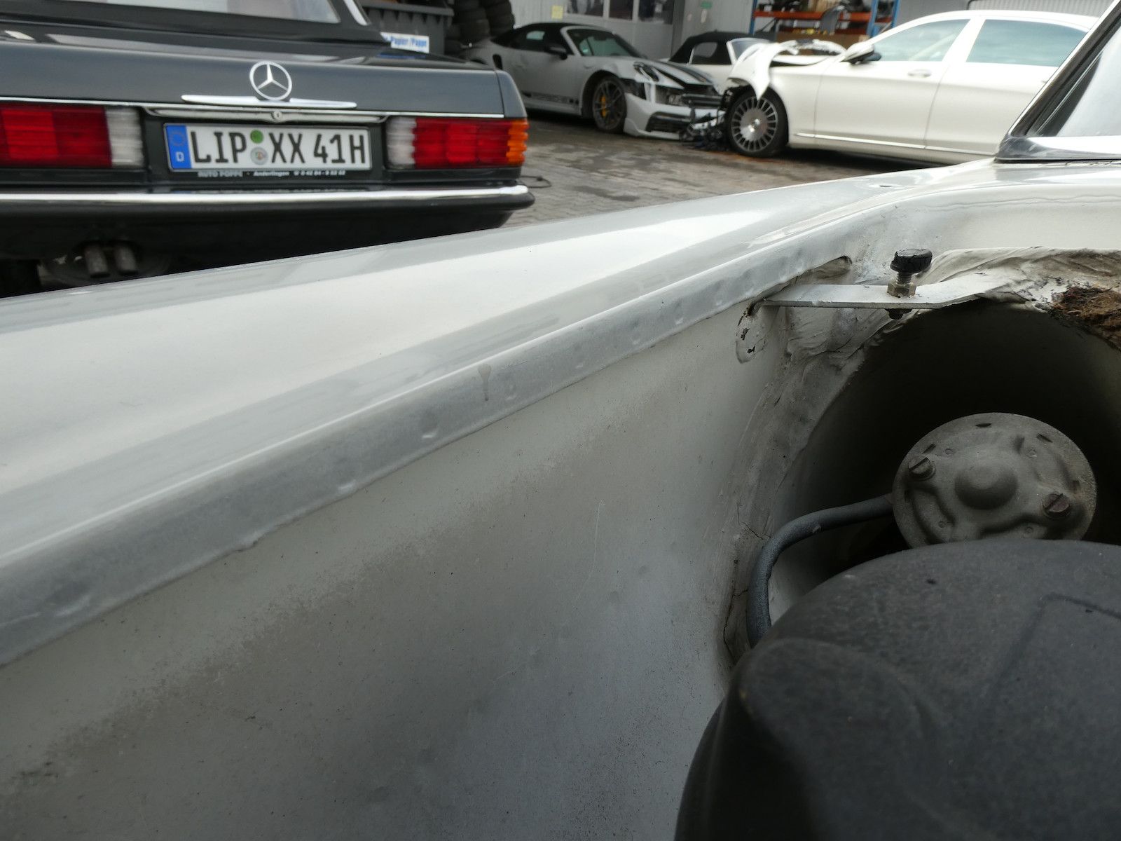 Mercedes-Benz 230 230 SL Pagode, teilweise Erstlack