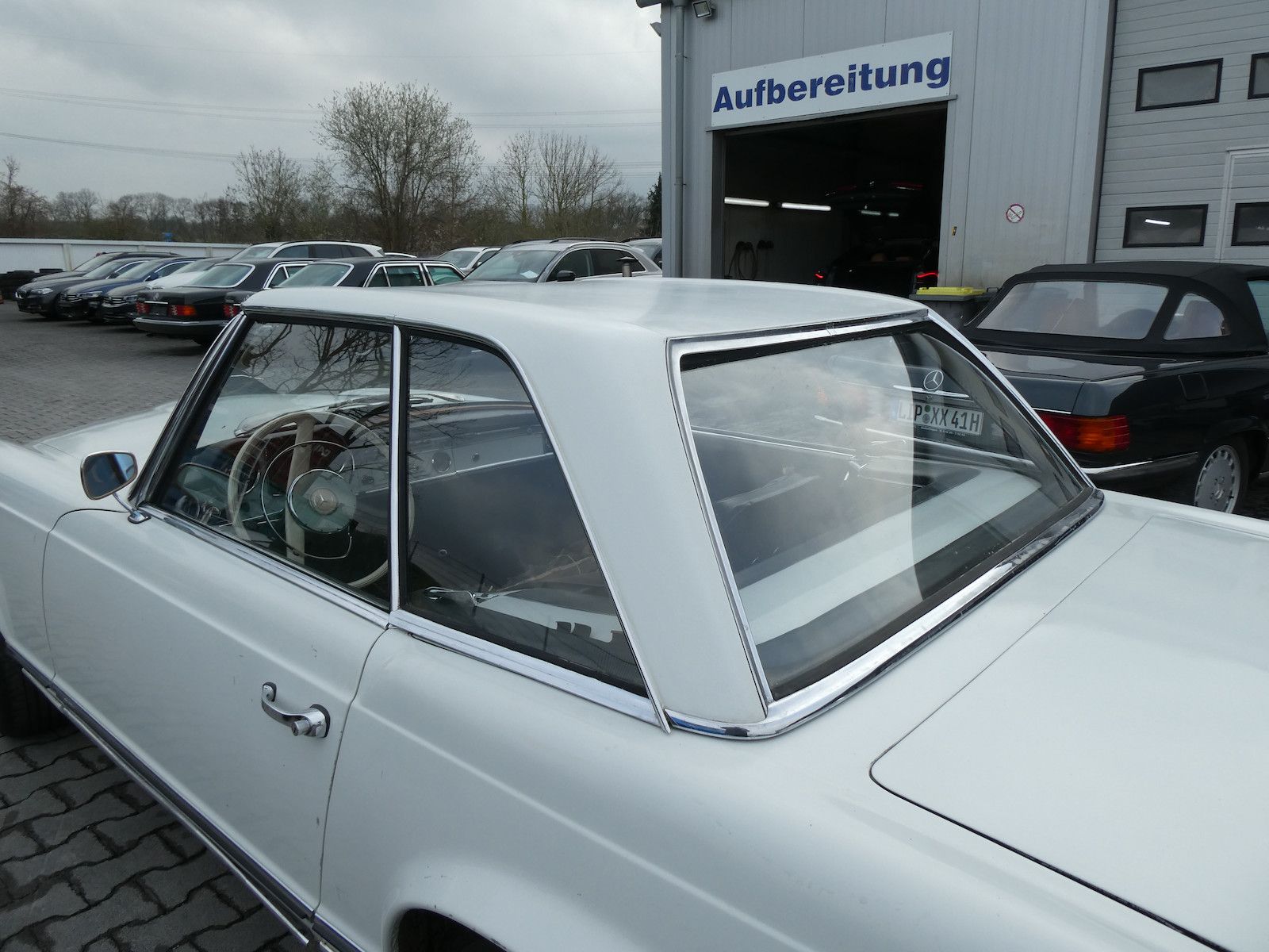 Mercedes-Benz 230 230 SL Pagode, teilweise Erstlack