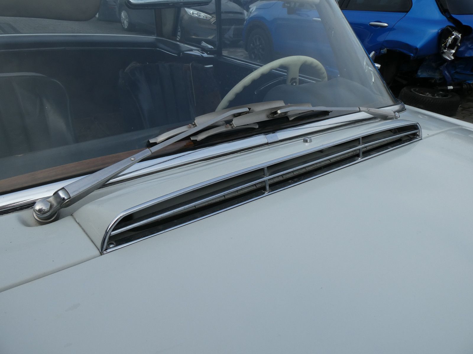 Mercedes-Benz 230 230 SL Pagode, teilweise Erstlack