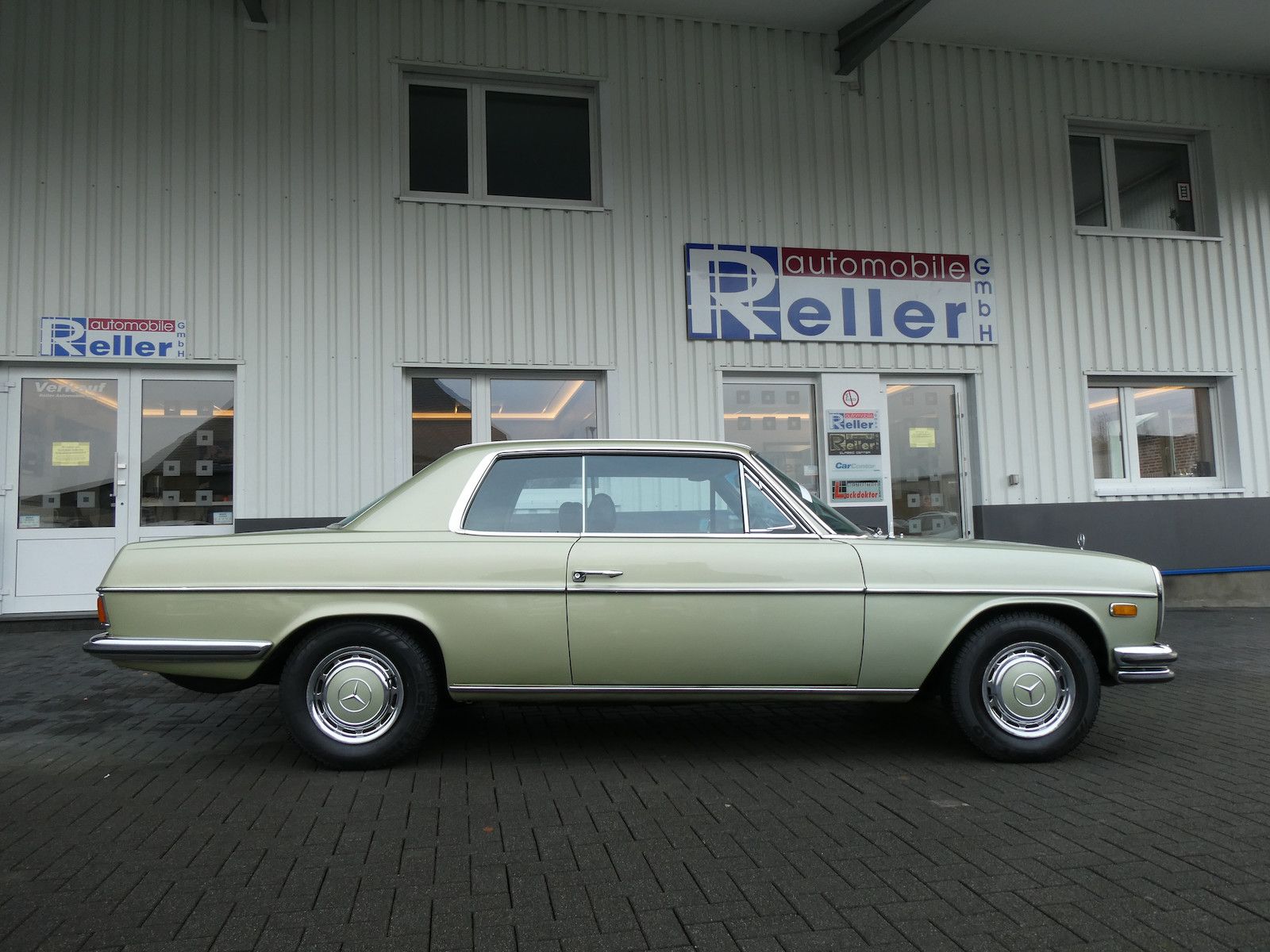 Mercedes-Benz 280 280 CE (W114), Originalzustand, Schalter