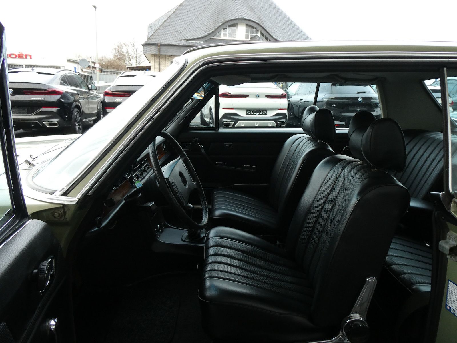 Mercedes-Benz 280 280 CE (W114), Originalzustand, Schalter