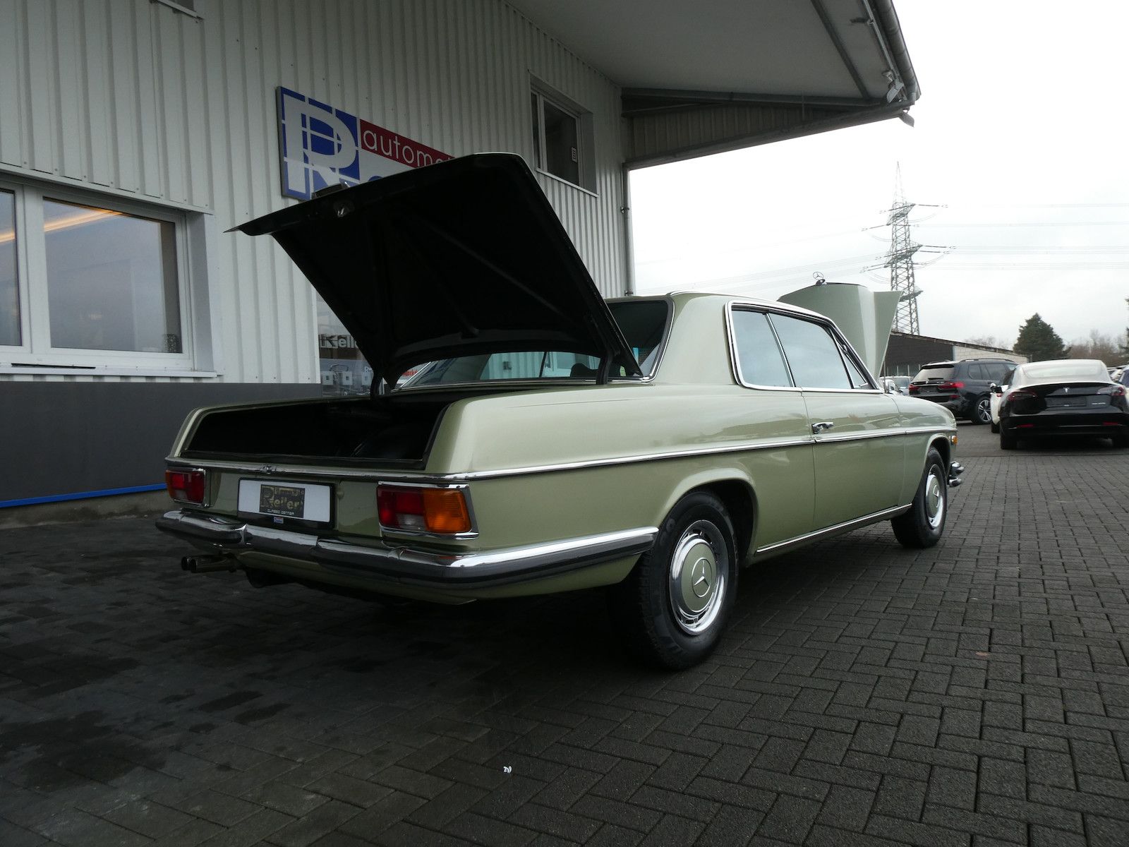 Mercedes-Benz 280 280 CE (W114), Originalzustand, Schalter