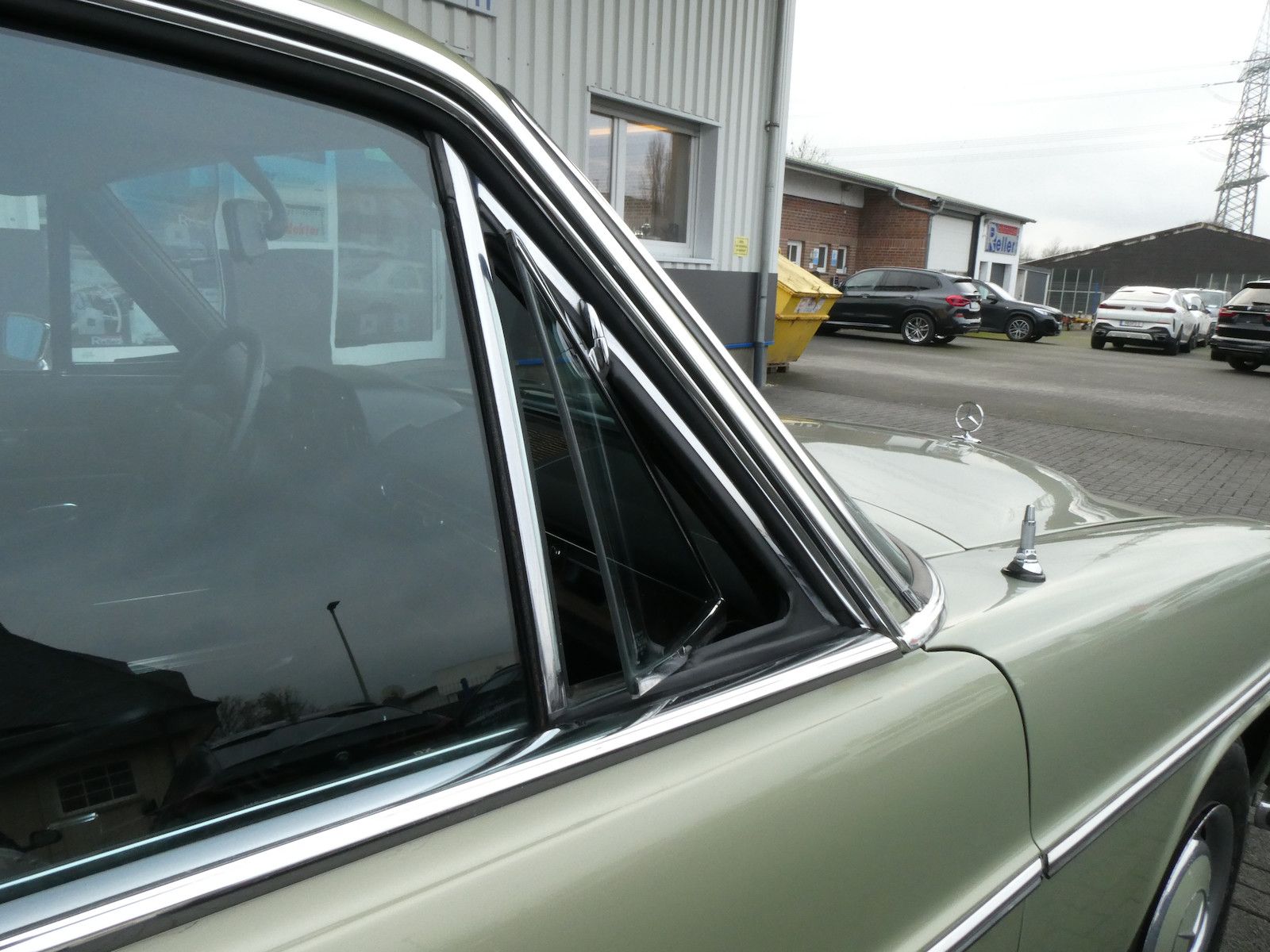 Mercedes-Benz 280 280 CE (W114), Originalzustand, Schalter