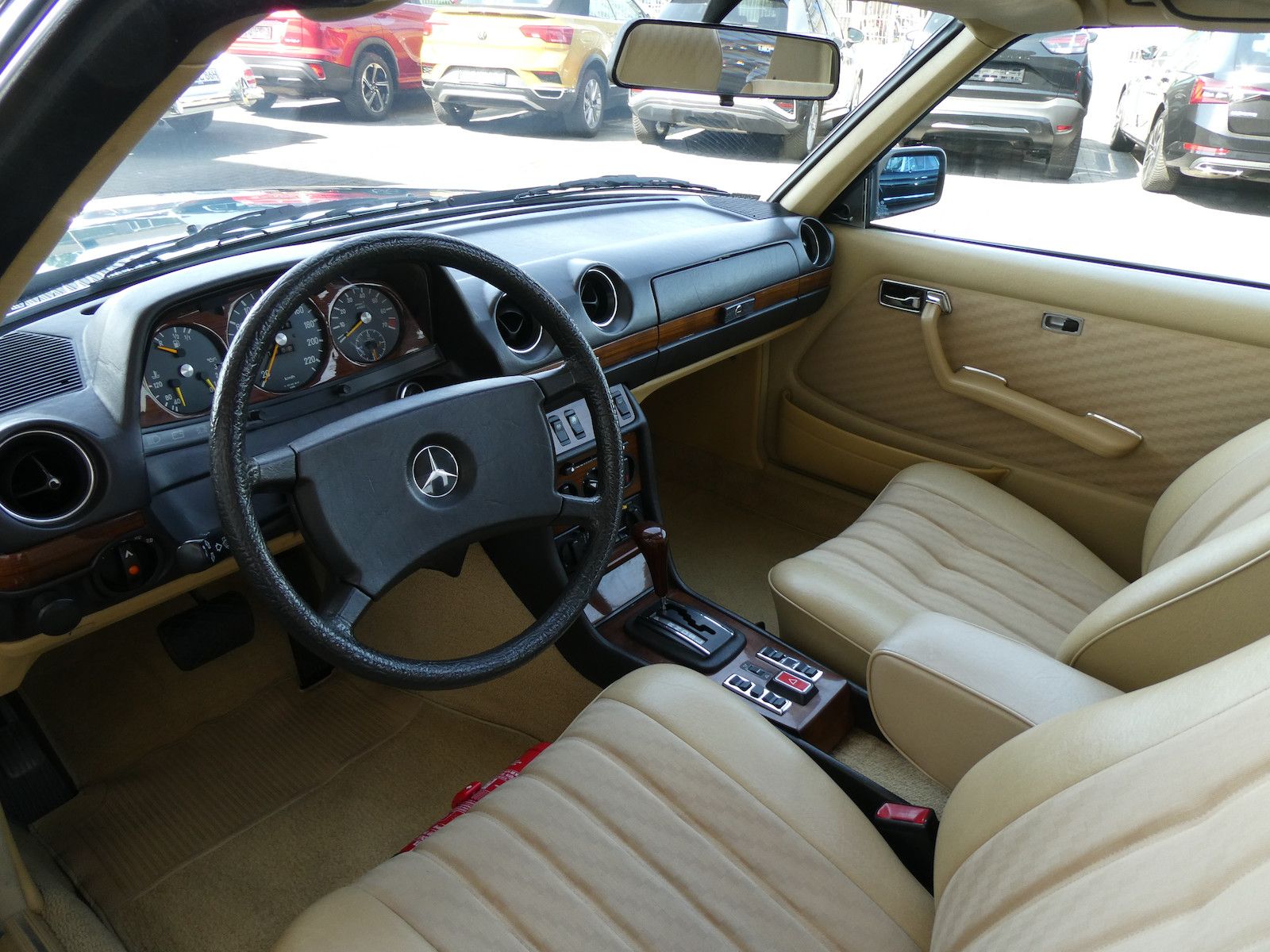 Mercedes-Benz 280 280 CE (W123), nachweislich 3. Hand, wenig KM