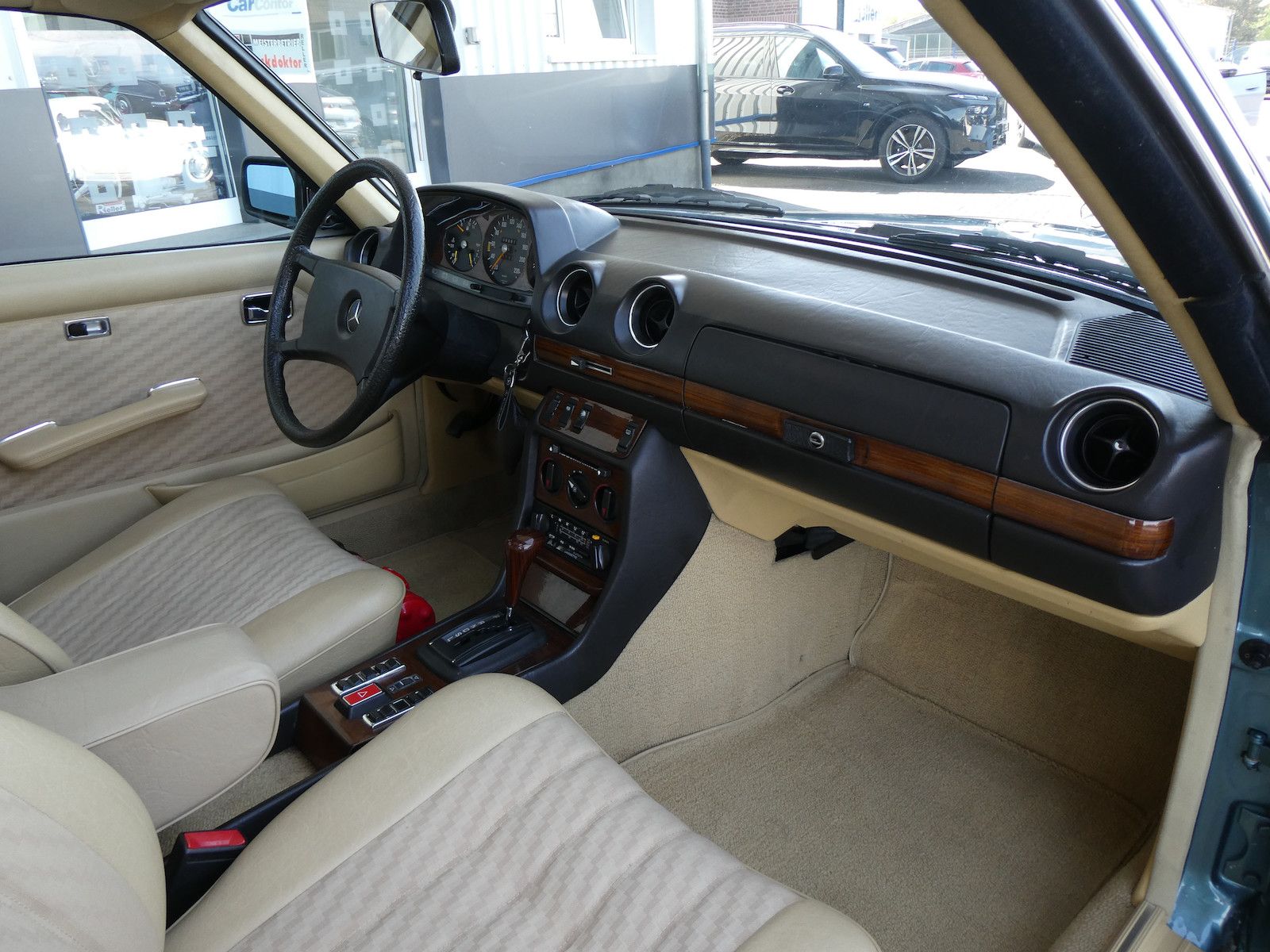 Mercedes-Benz 280 280 CE (W123), nachweislich 3. Hand, wenig KM