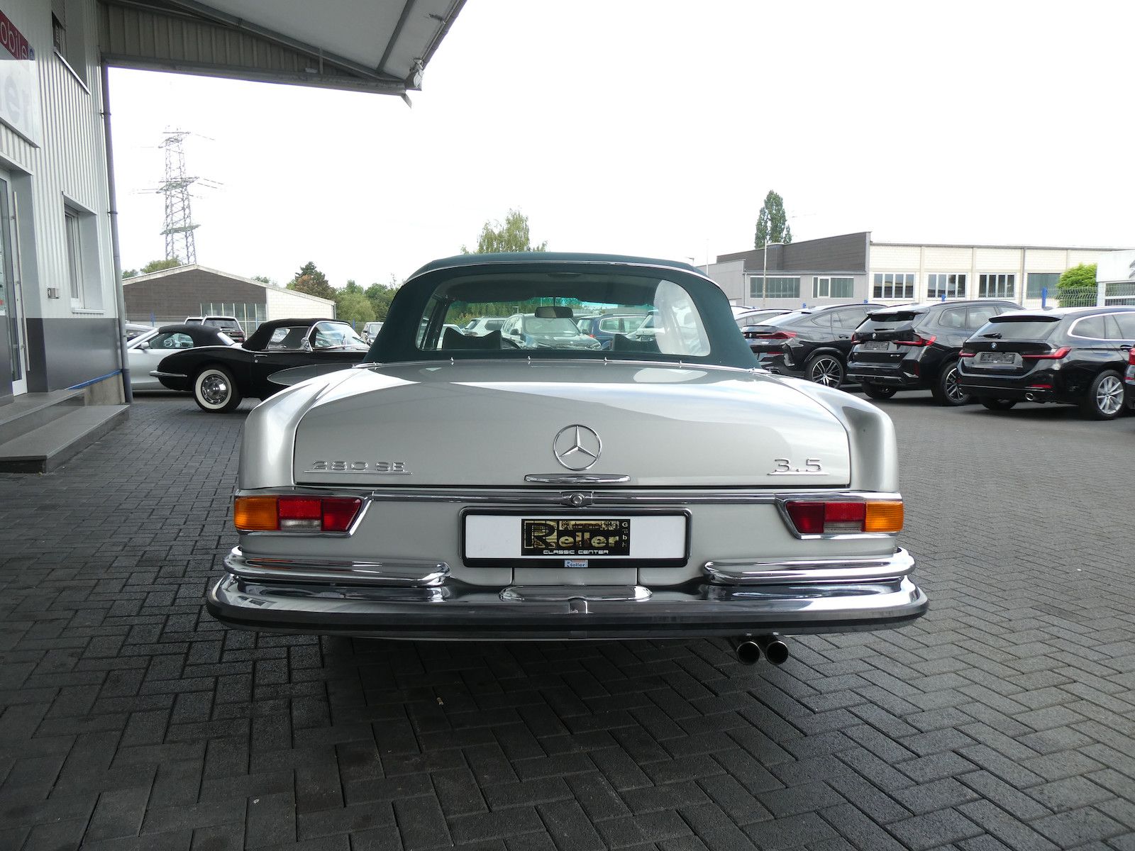 Mercedes-Benz 280 280 SE 3,5, deutsche Auslieferung