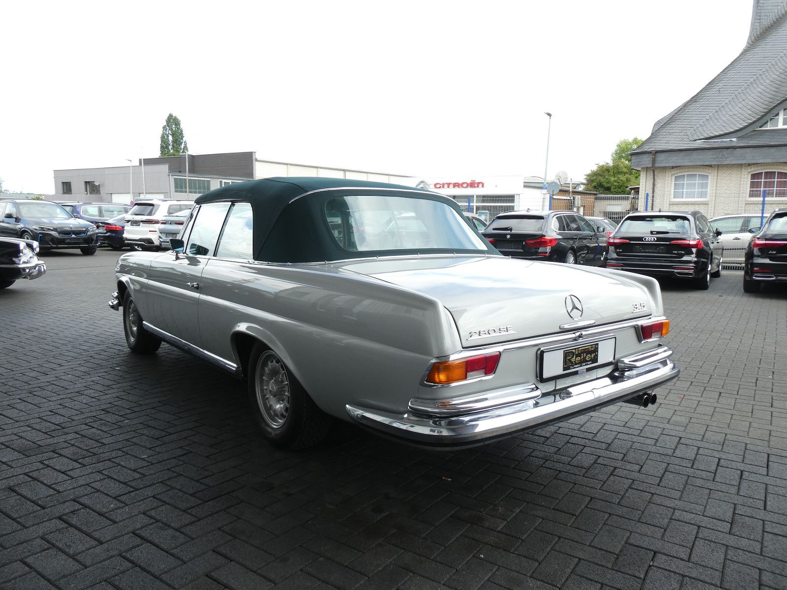 Mercedes-Benz 280 280 SE 3,5, deutsche Auslieferung