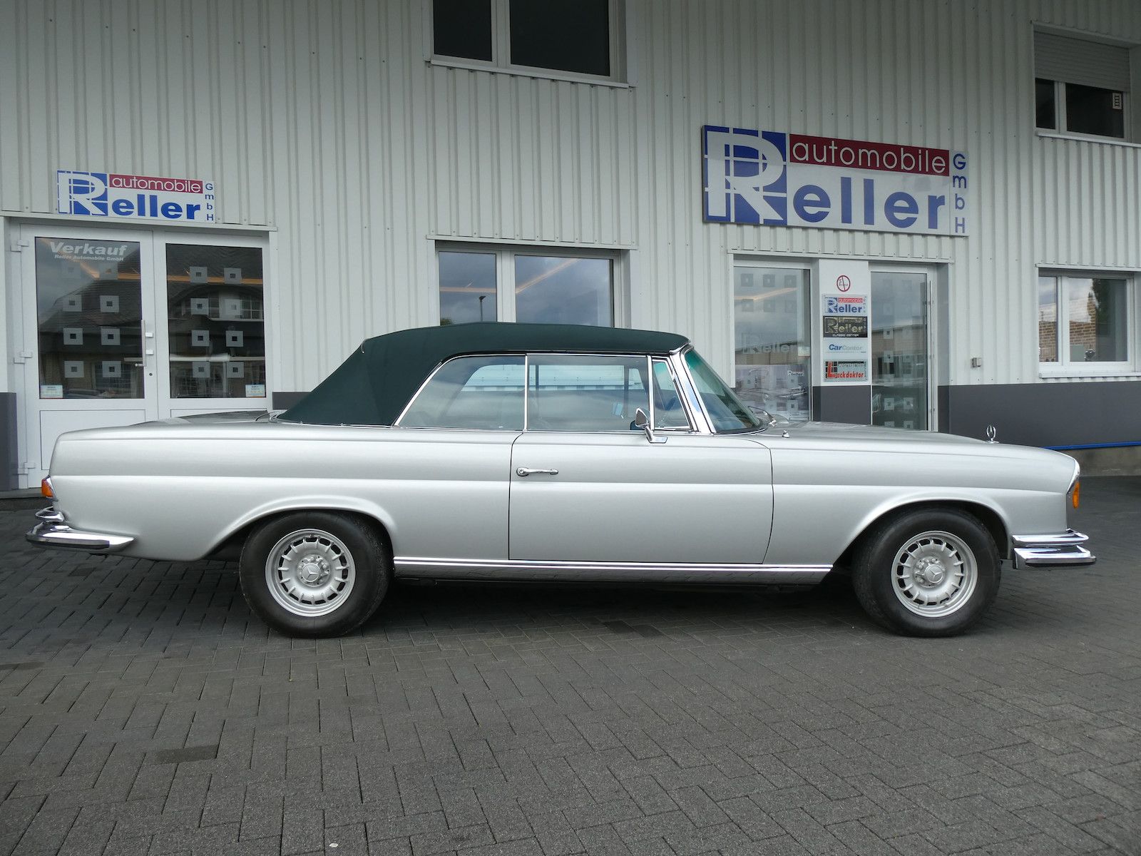 Mercedes-Benz 280 280 SE 3,5, deutsche Auslieferung