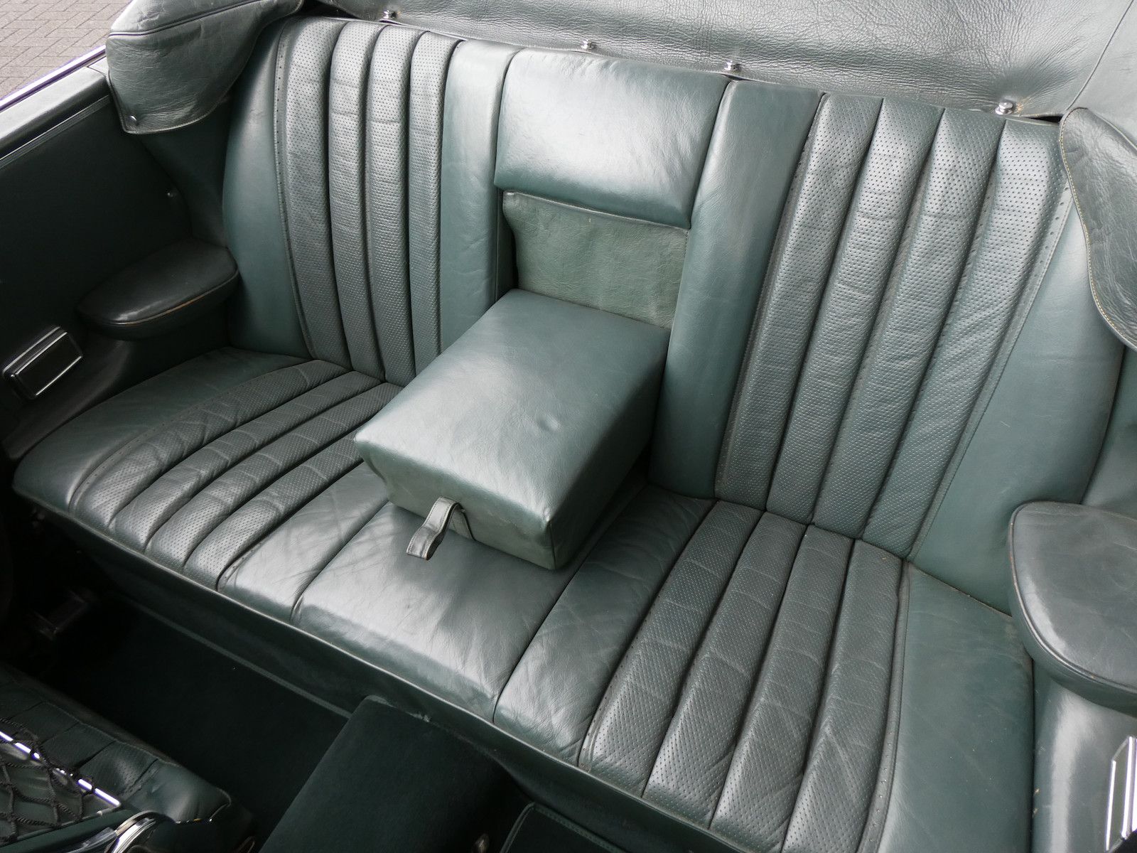 Mercedes-Benz 280 280 SE 3,5, deutsche Auslieferung