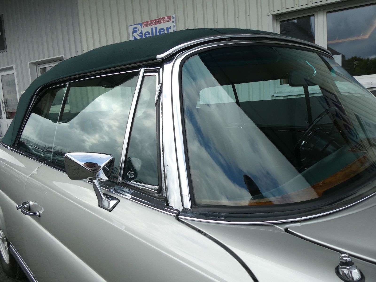 Mercedes-Benz 280 280 SE 3,5, deutsche Auslieferung