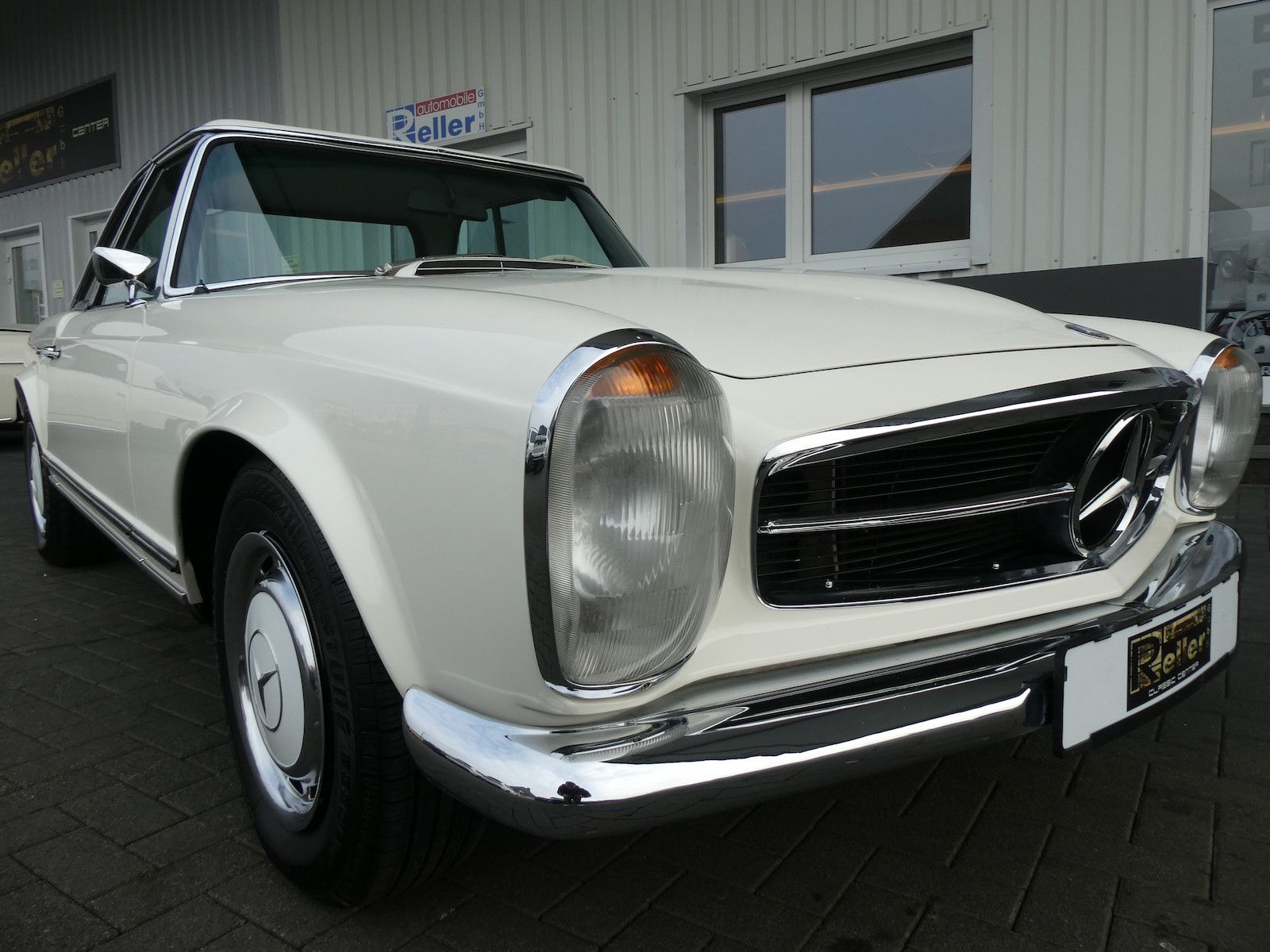 Mercedes-Benz 280 280 SL Pagode California, deutsche Auslieferung