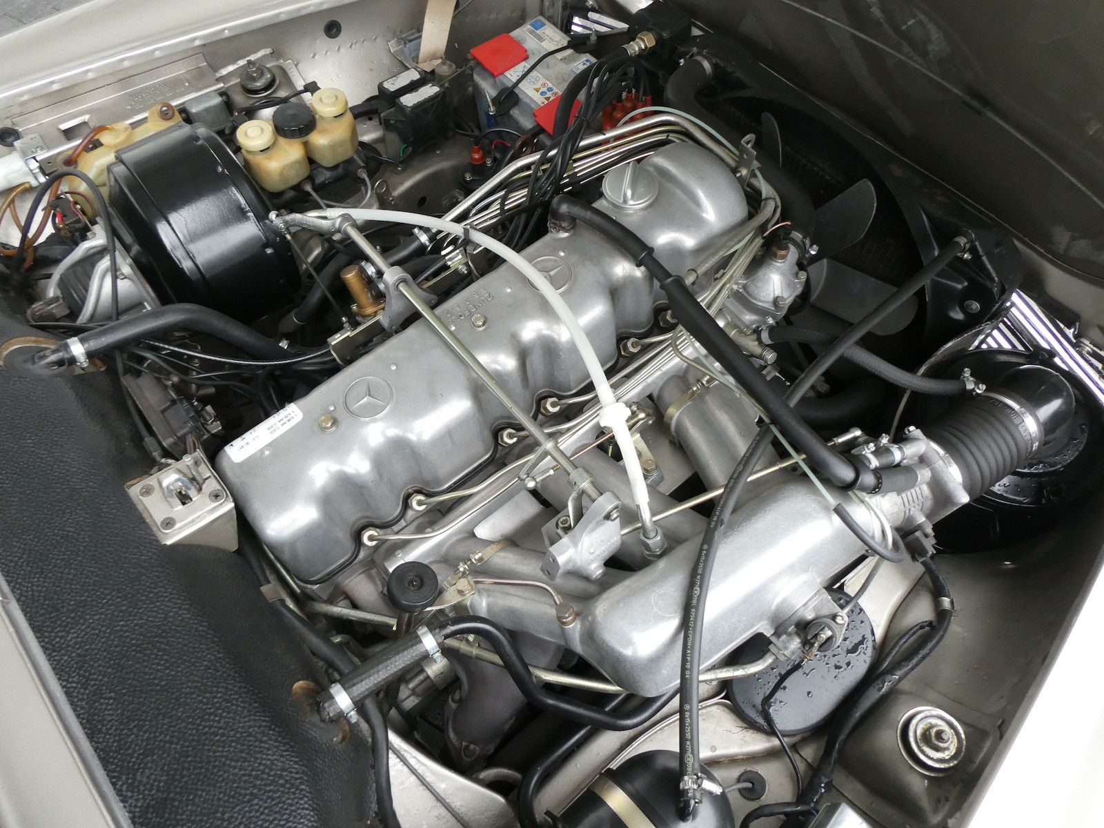 Mercedes-Benz 280 280 SL Pagode, Zustand 2+