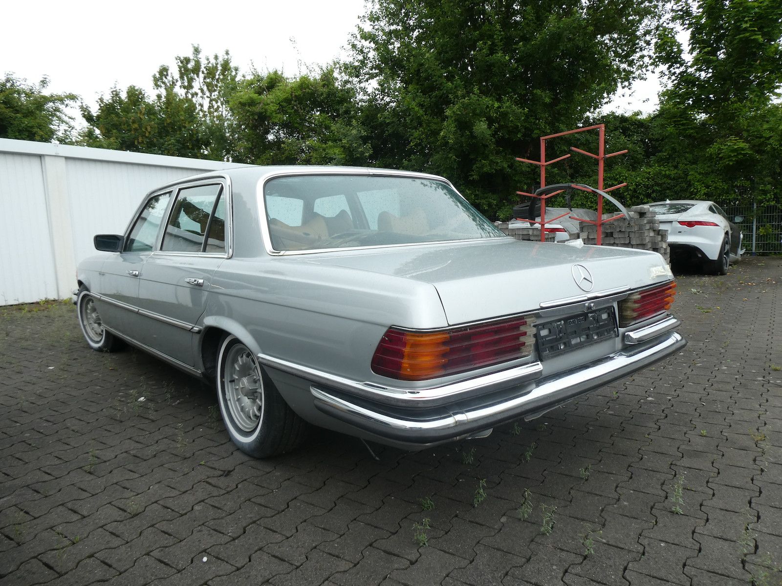 Mercedes-Benz 450 450 SEL 6.9