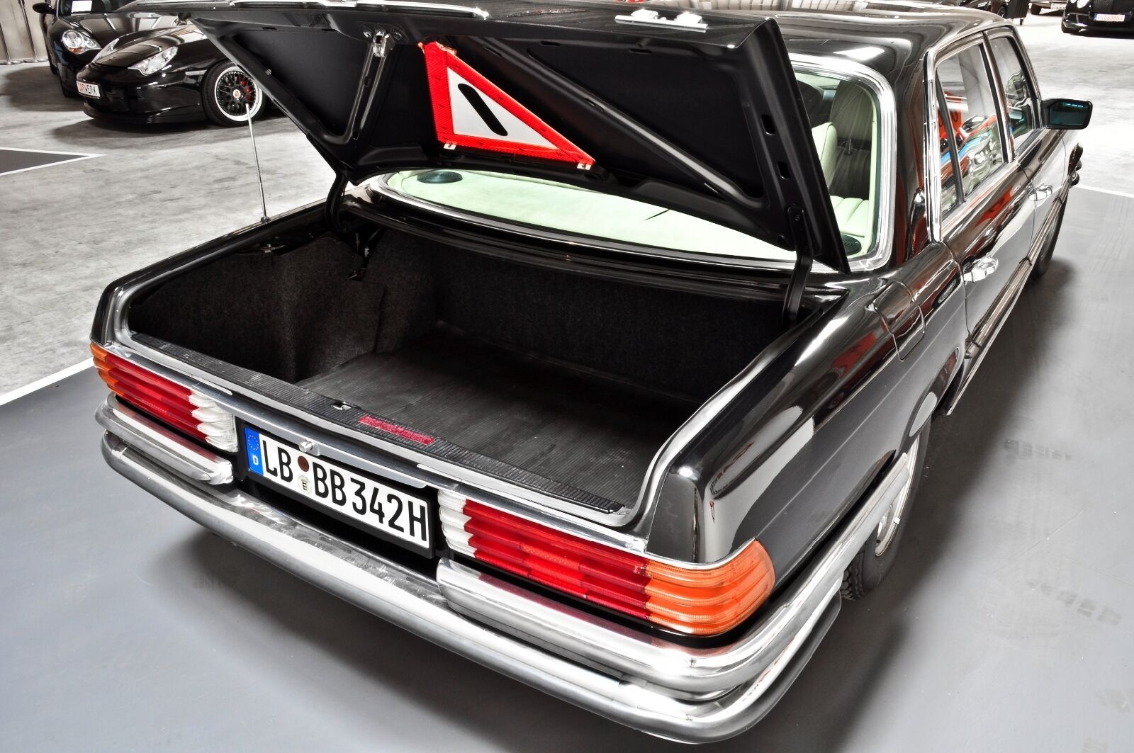 Mercedes-Benz 450 450 SEL 6.9 - Teilrestauration in 2022