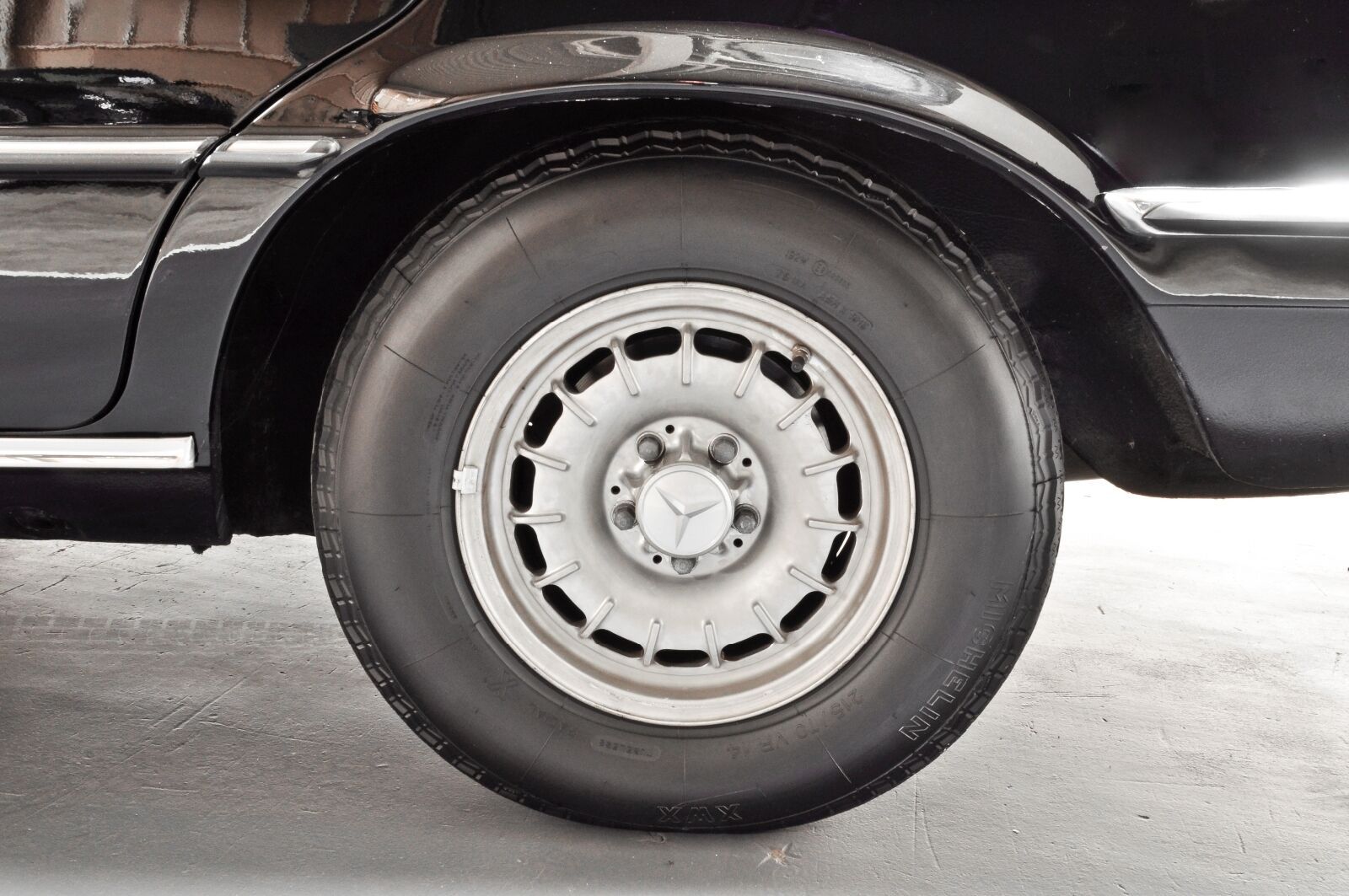 Mercedes-Benz 450 450 SEL 6.9 - Teilrestauration in 2022