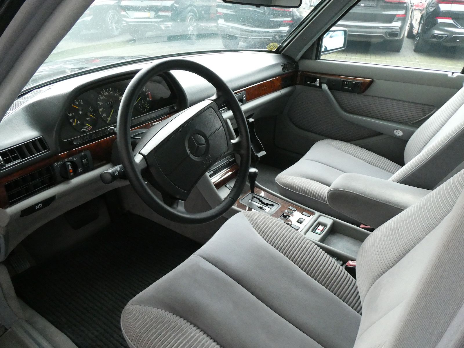 Mercedes-Benz 500 500 SEL, B6 Panzerung, Sonderschutzvariante